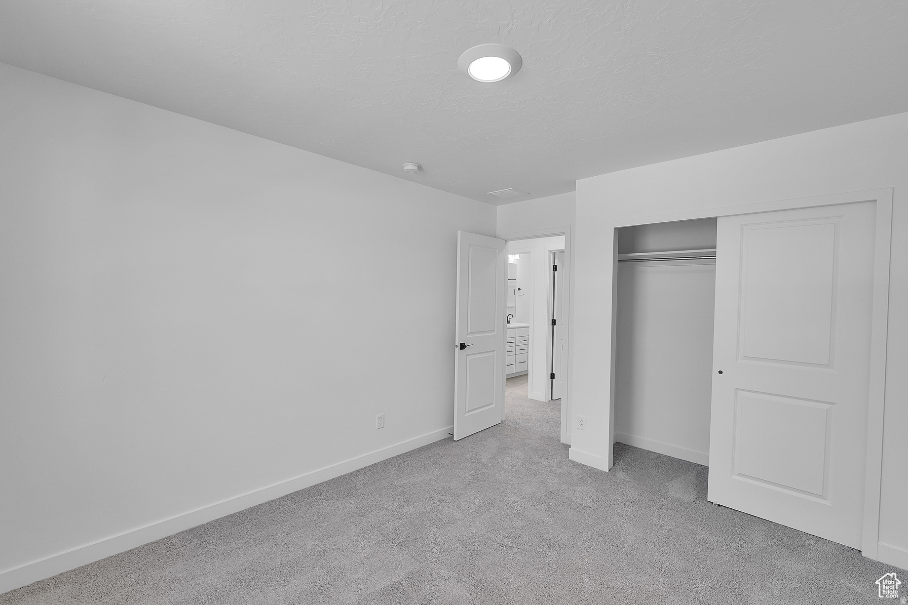 PONY EXPRESS ESTATES - Residential