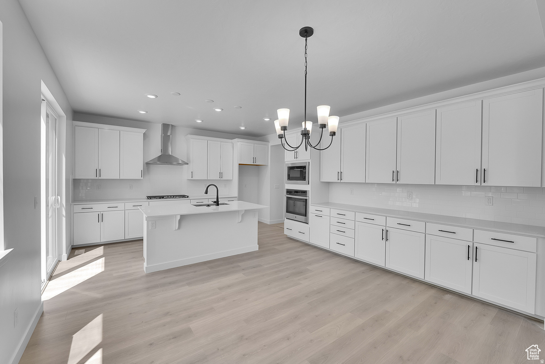 PONY EXPRESS ESTATES - Residential