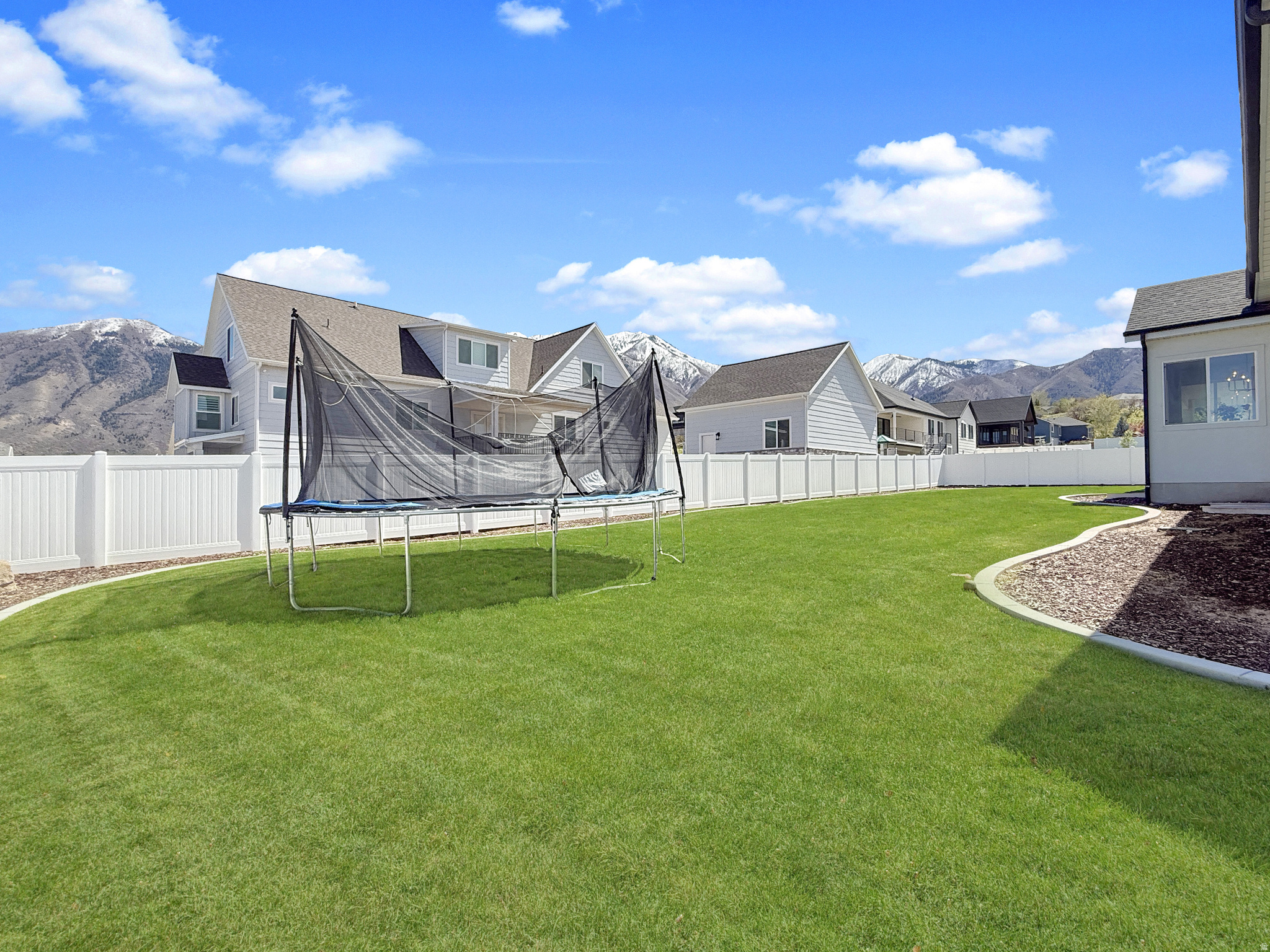 ROCKY - Residential