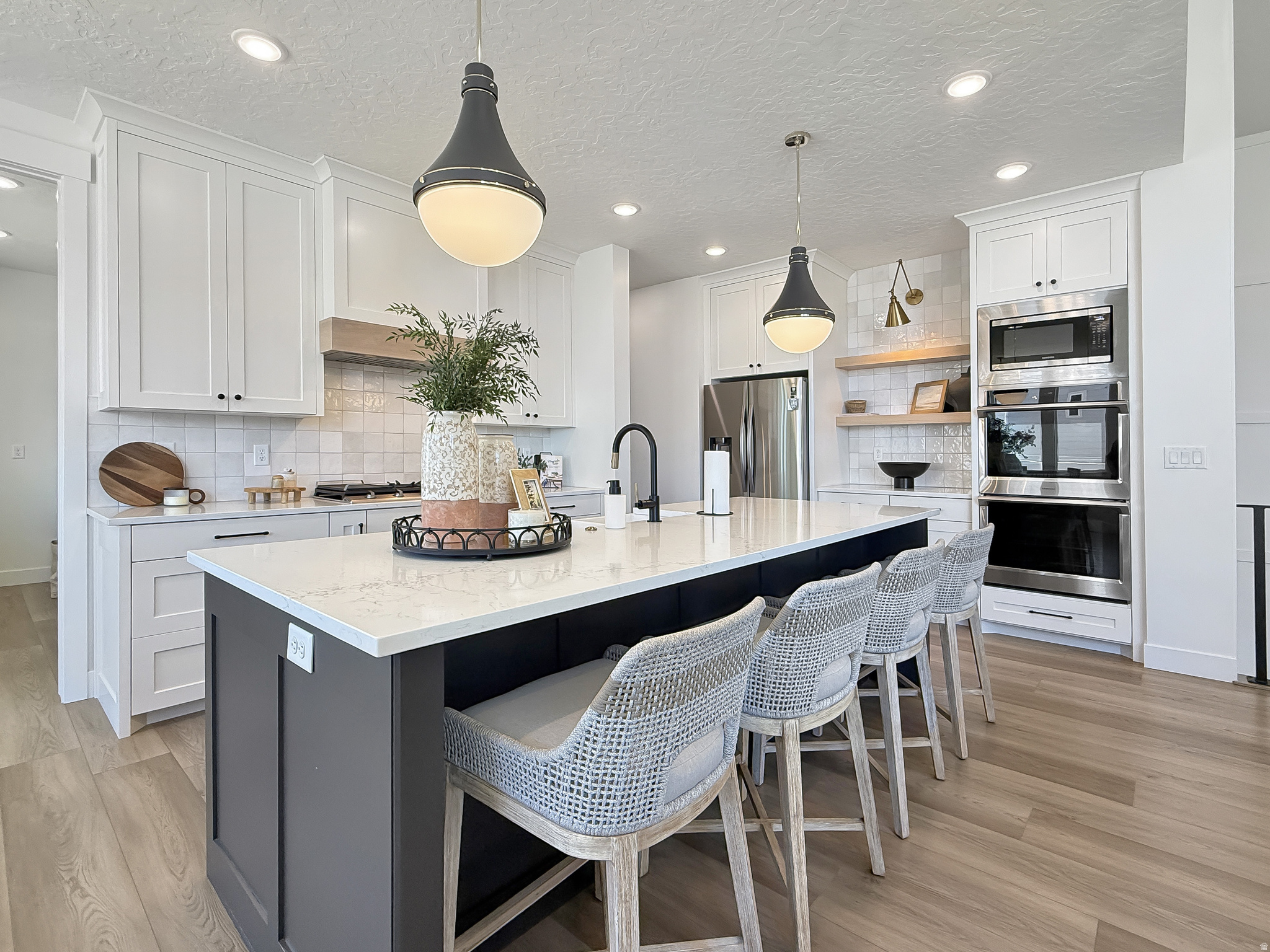 ROCKY - Residential