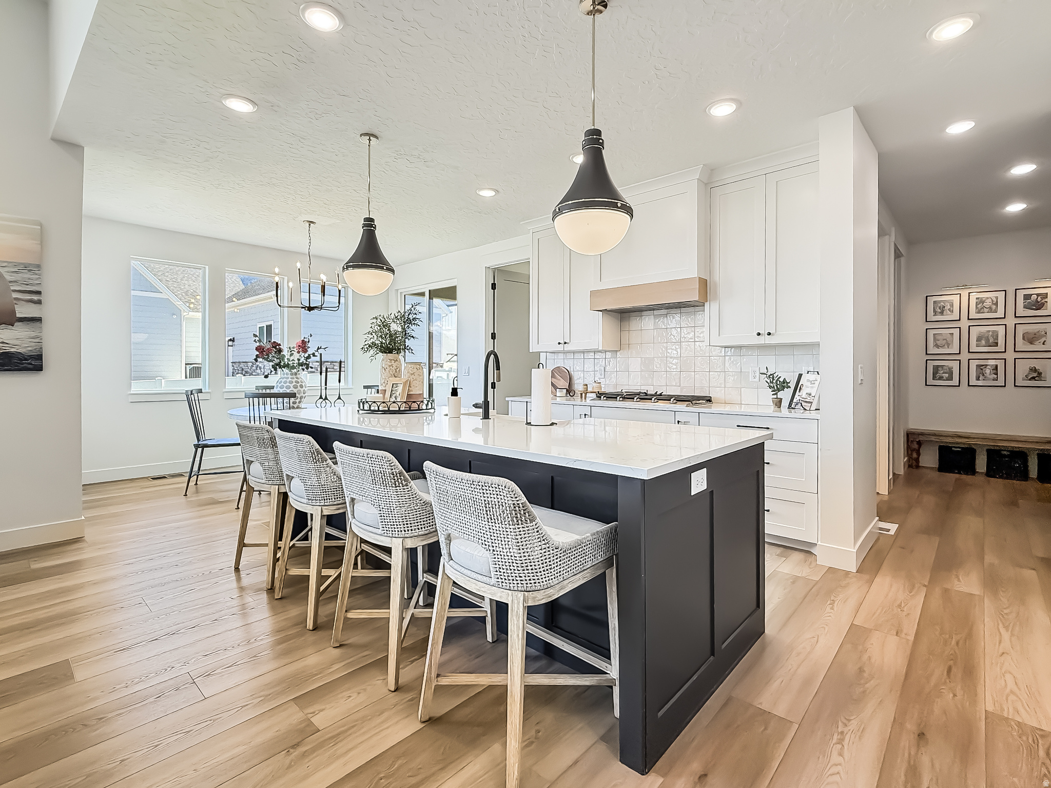 ROCKY - Residential