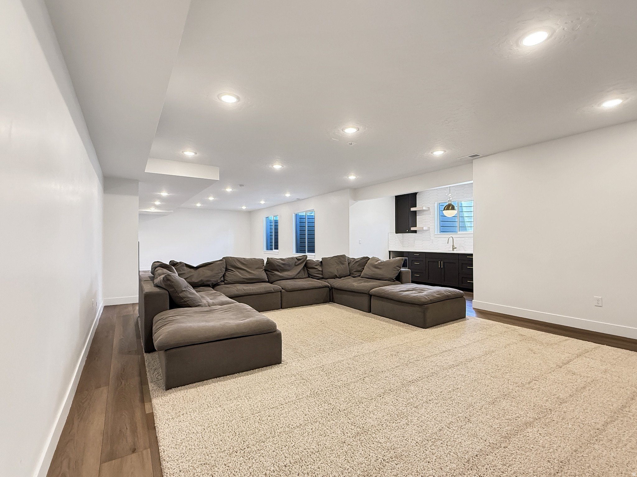 ROCKY - Residential