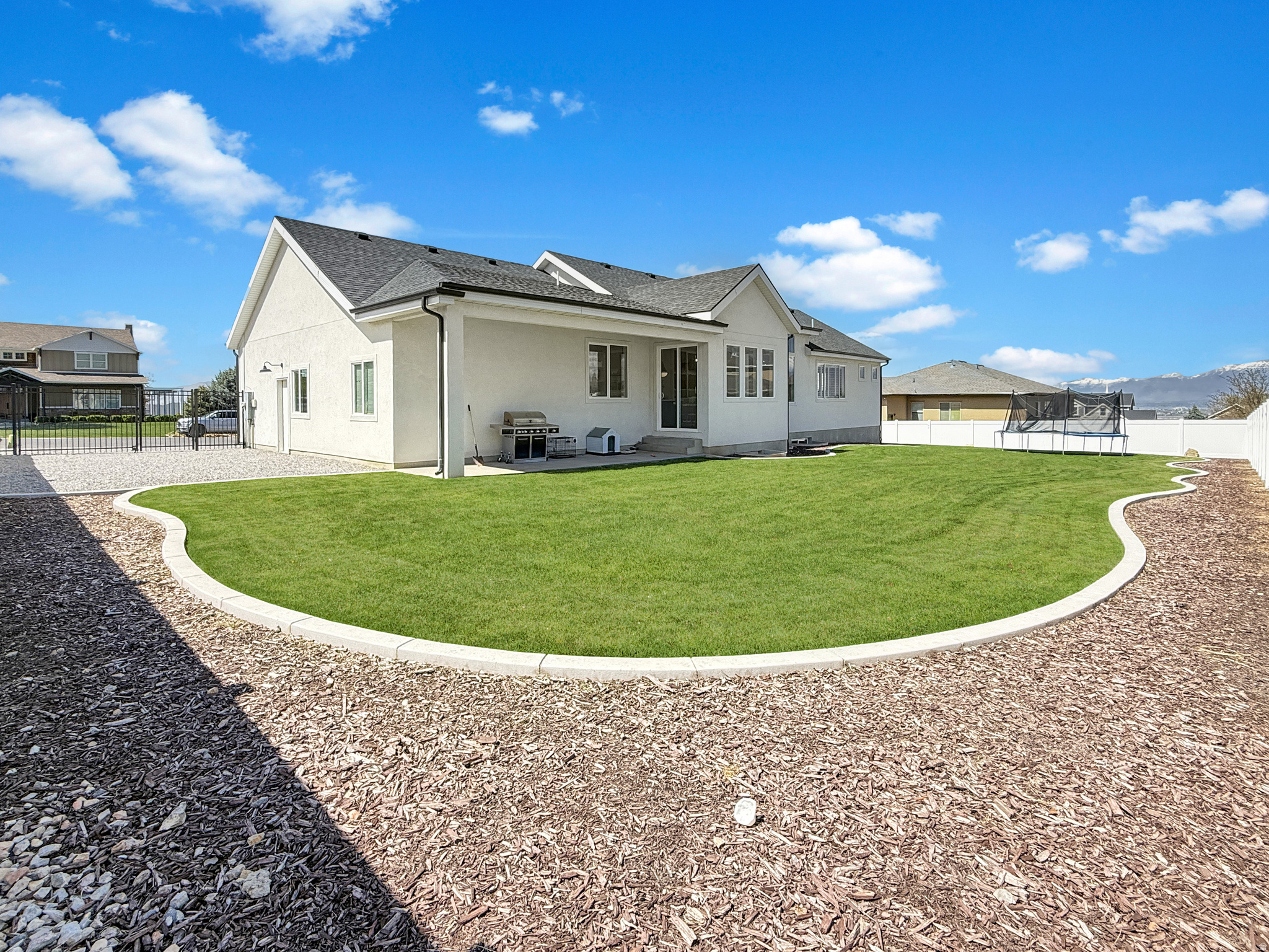 ROCKY - Residential