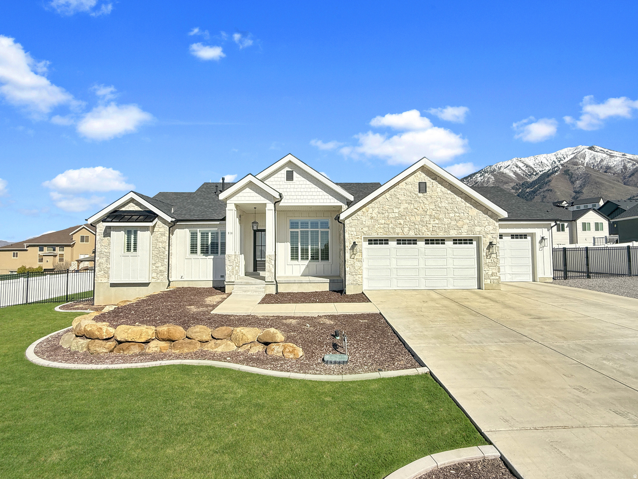 ROCKY - Residential