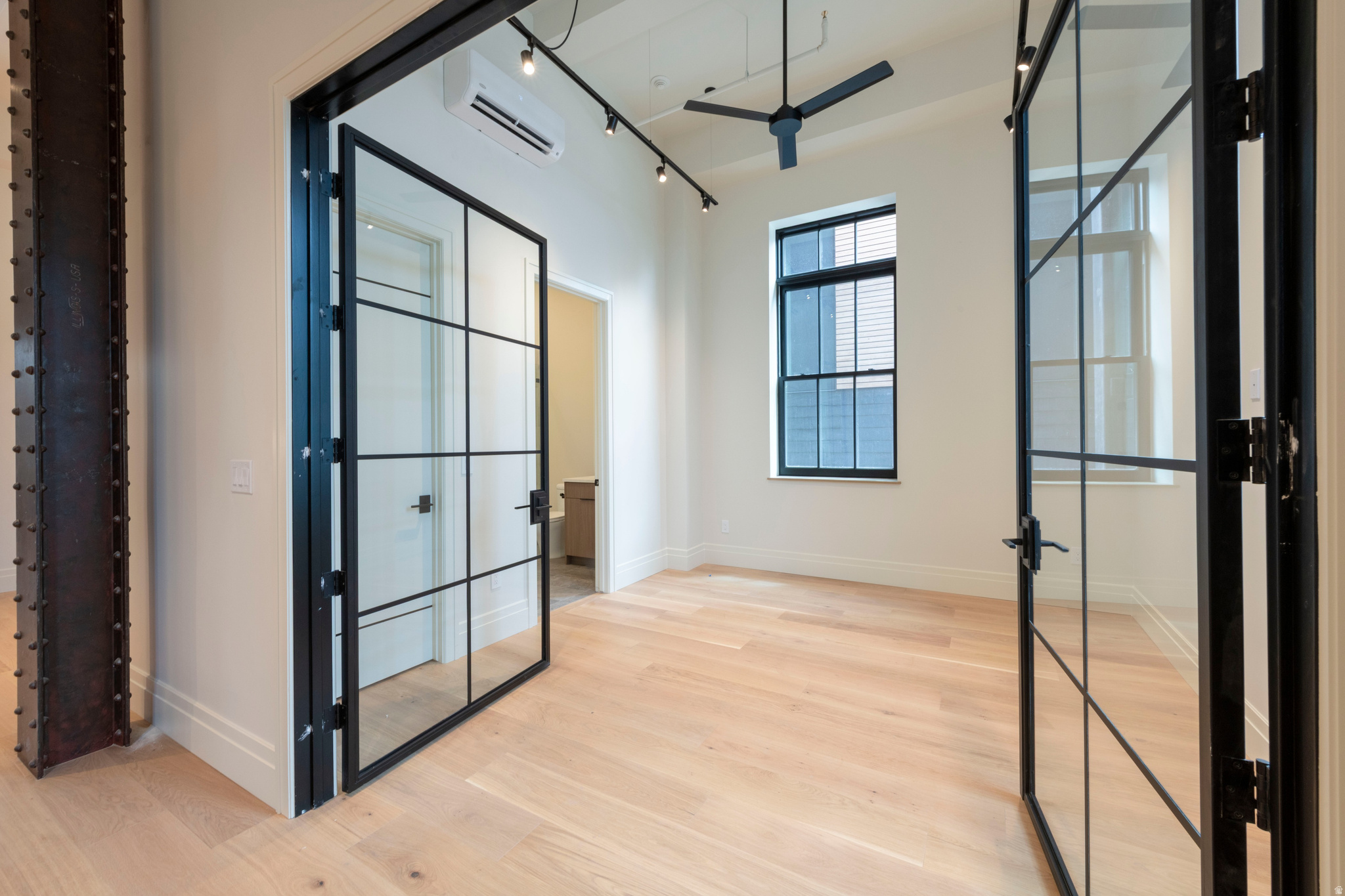 TELEGRAPH EXCHANGE - Residential