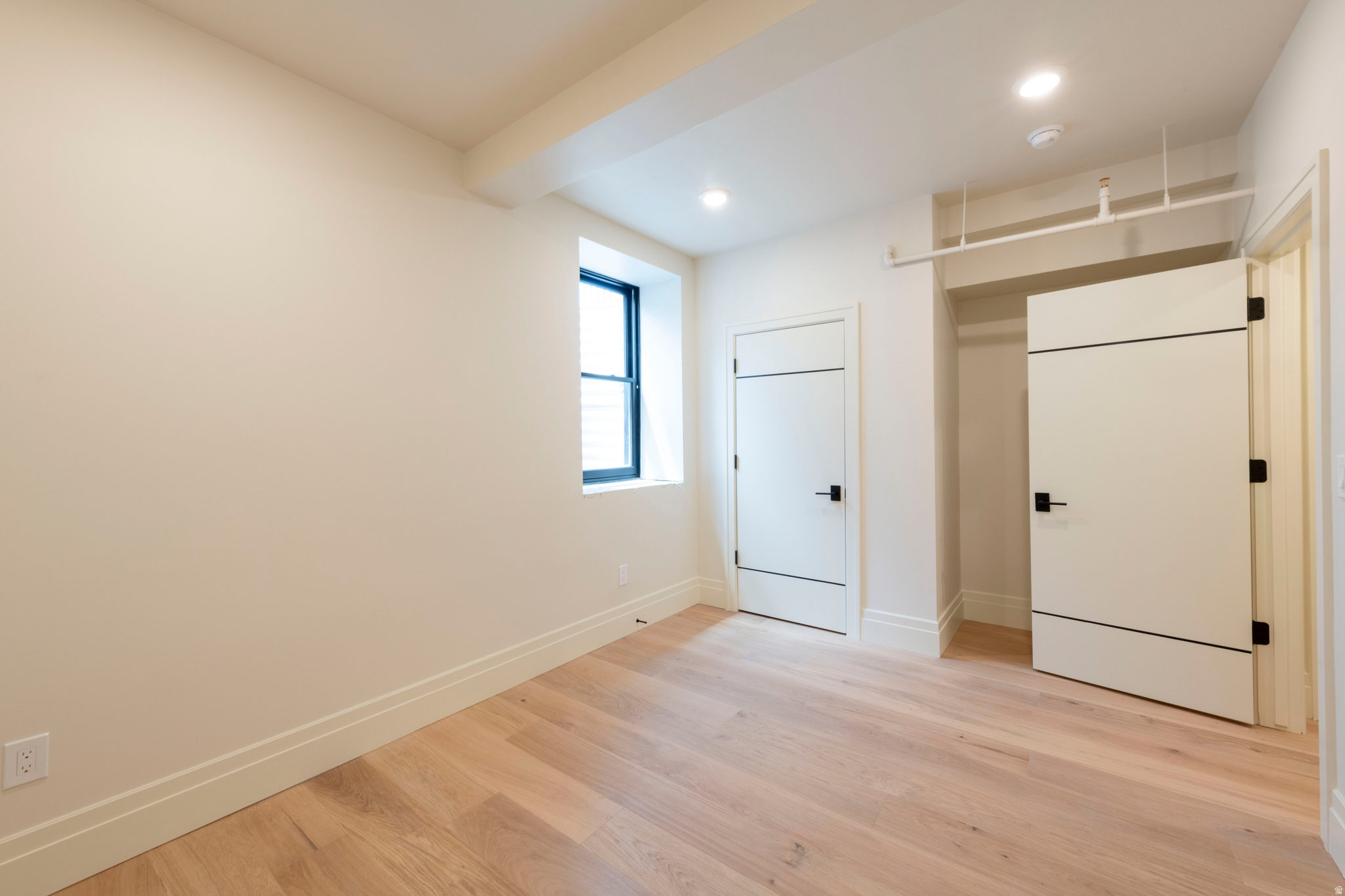 TELEGRAPH EXCHANGE - Residential