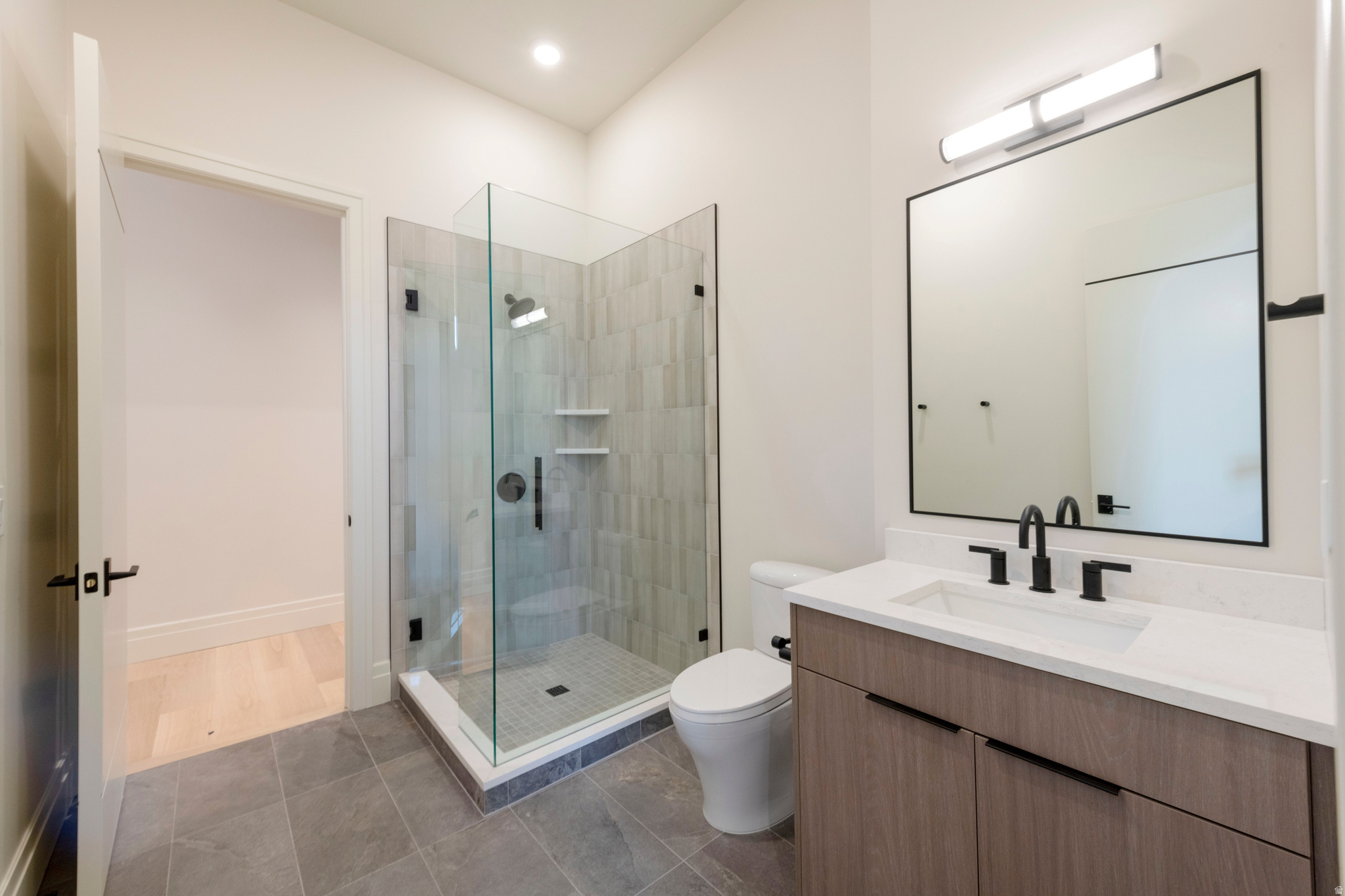 TELEGRAPH EXCHANGE - Residential
