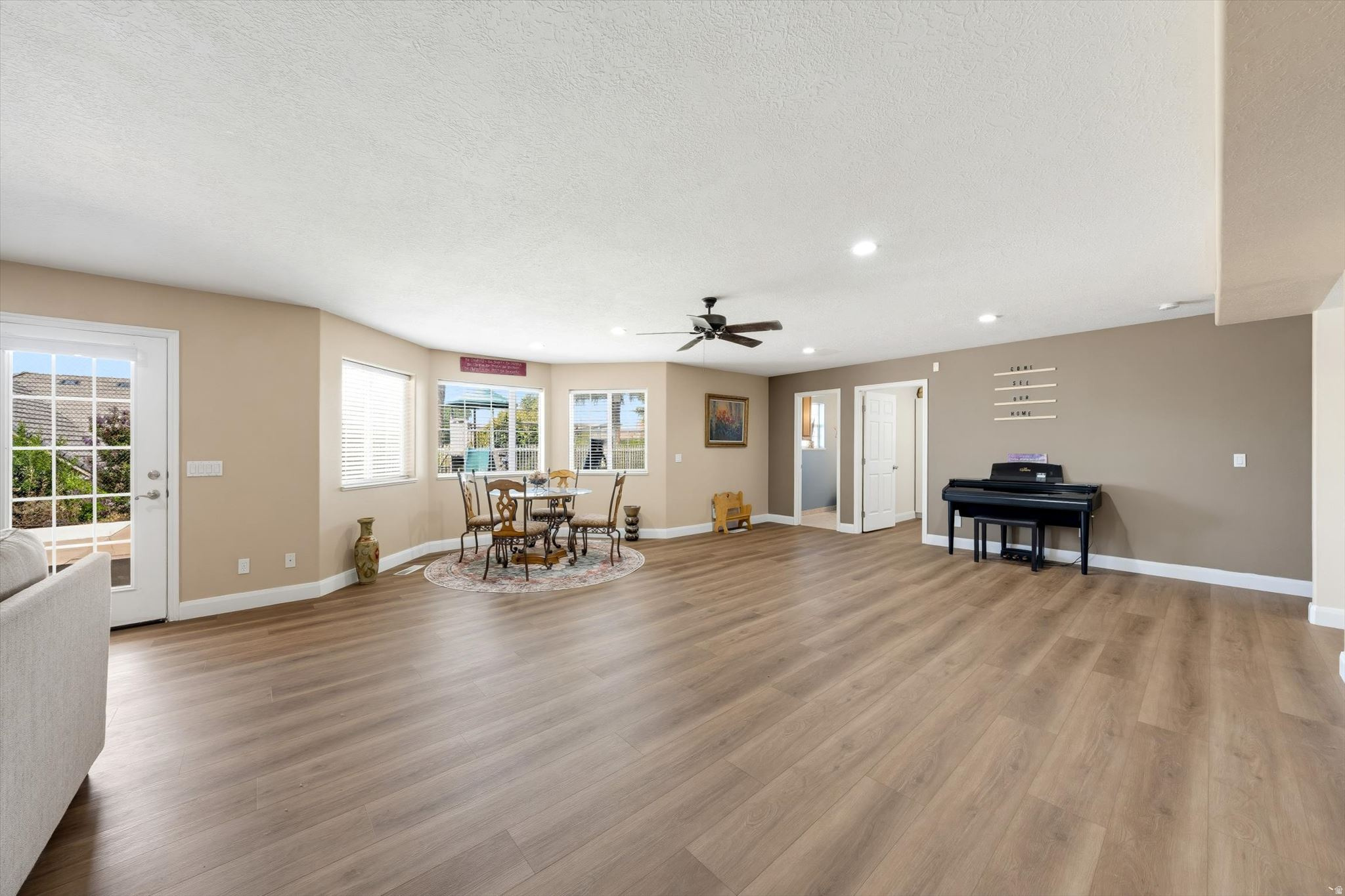CANYON TERRACE EST 4 - Residential