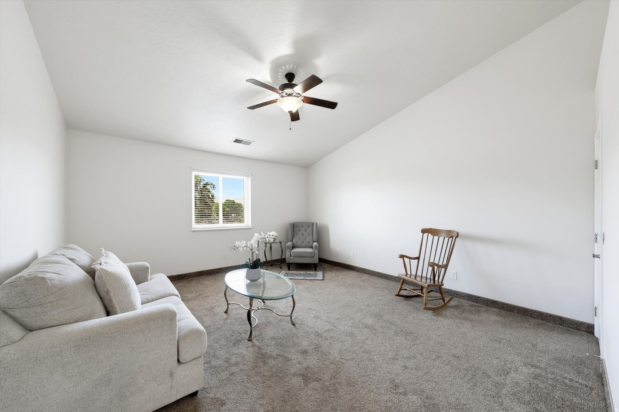 CANYON TERRACE EST 4 - Residential