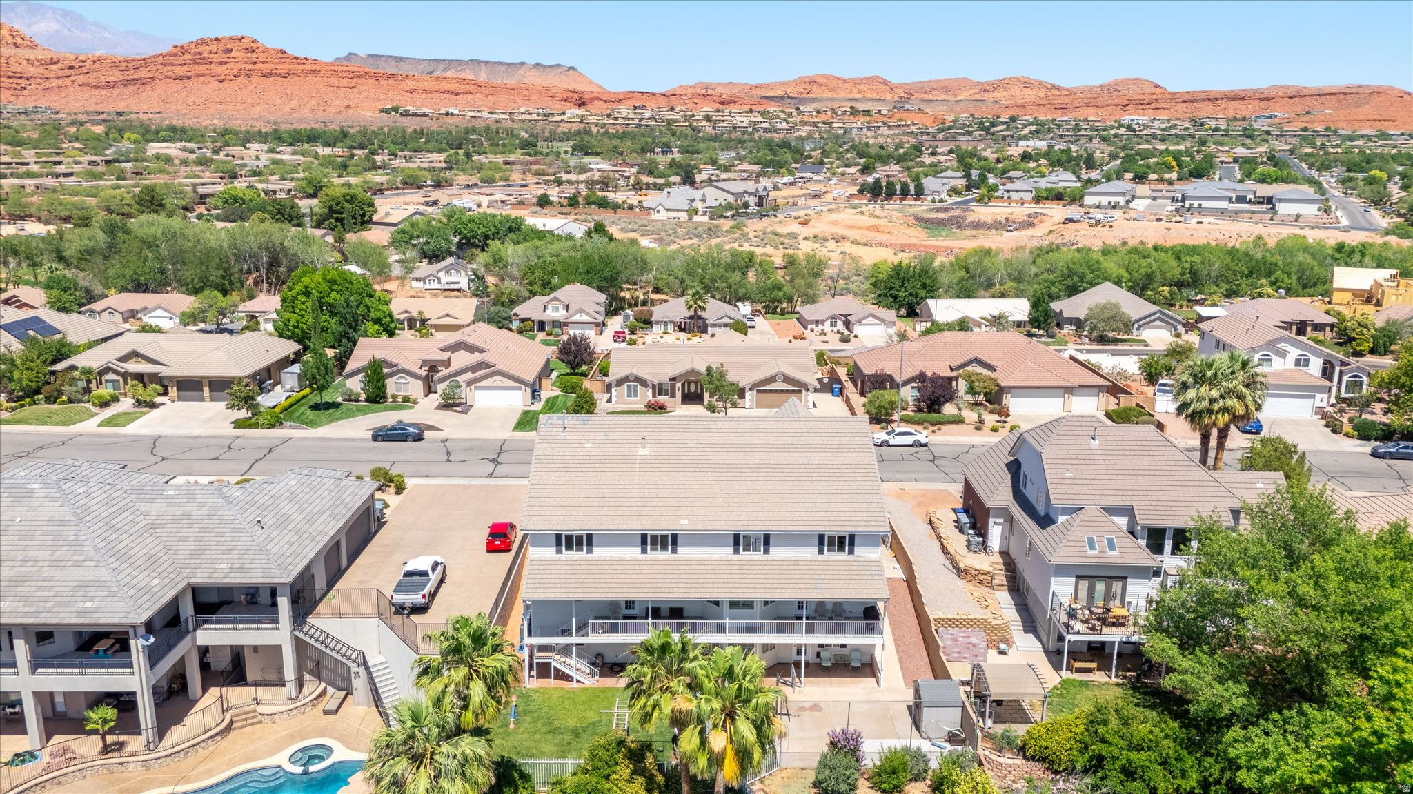CANYON TERRACE EST 4 - Residential