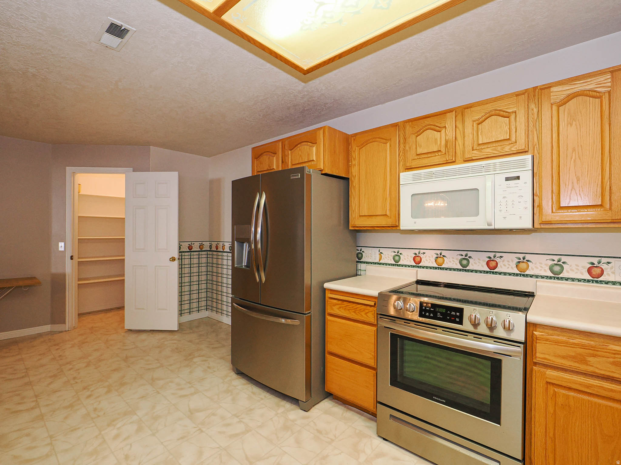 CAPRICE PLAZA - Residential