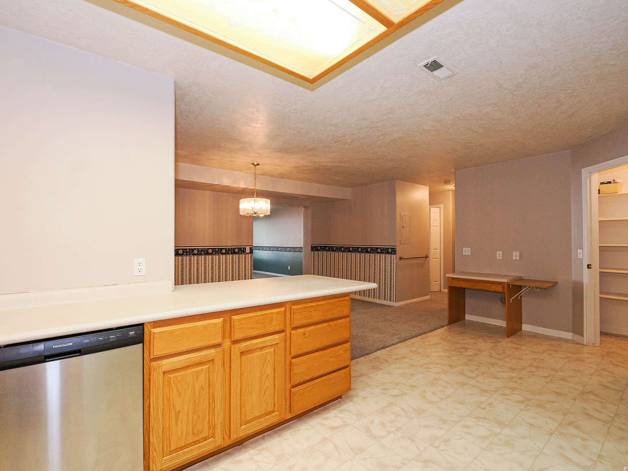 CAPRICE PLAZA - Residential