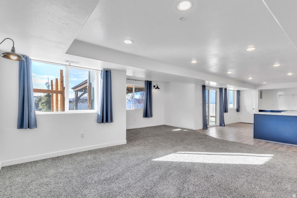 HARRISON HEIGHTS - Residential