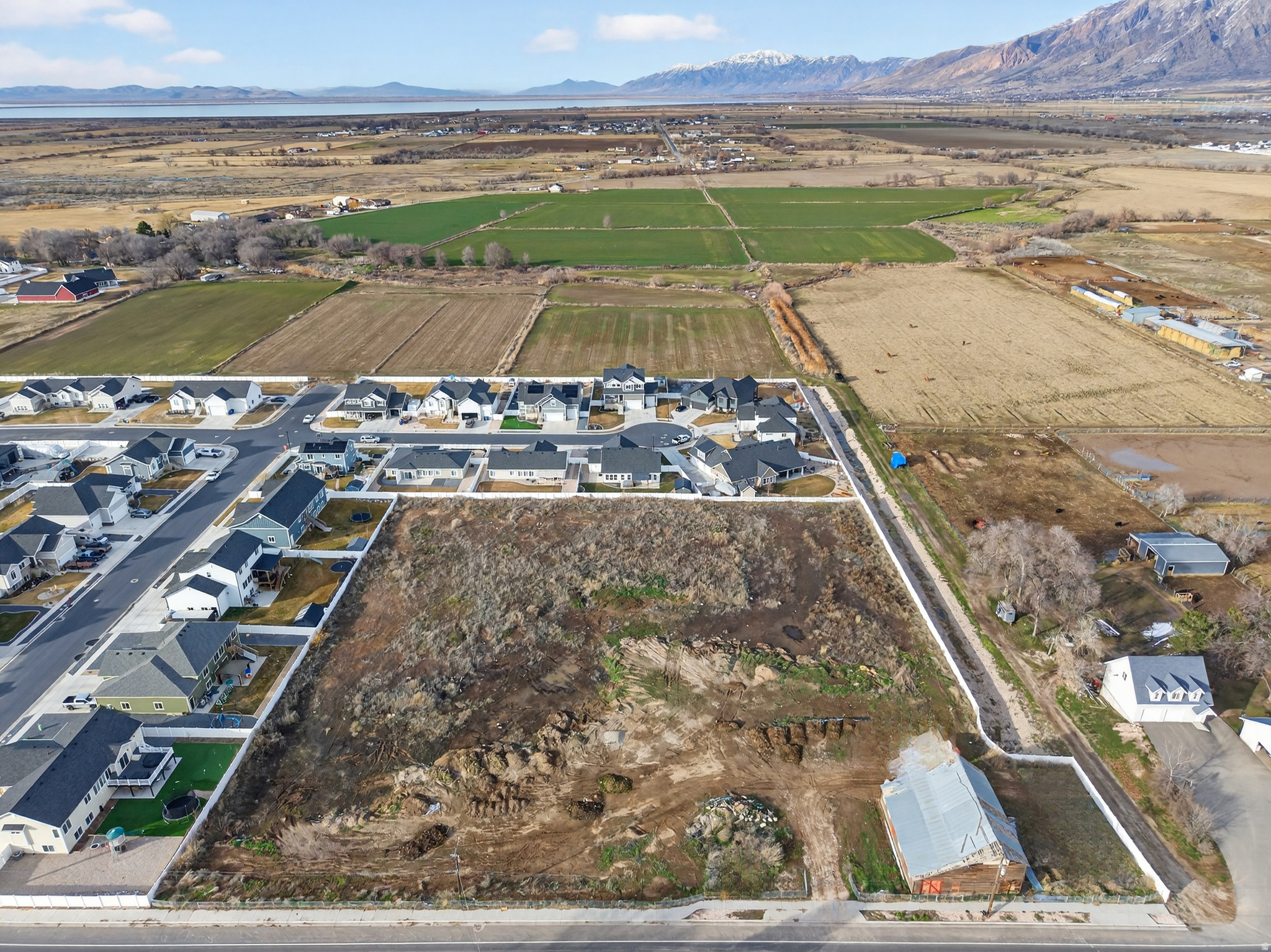 HERITAGE NORTH - Land