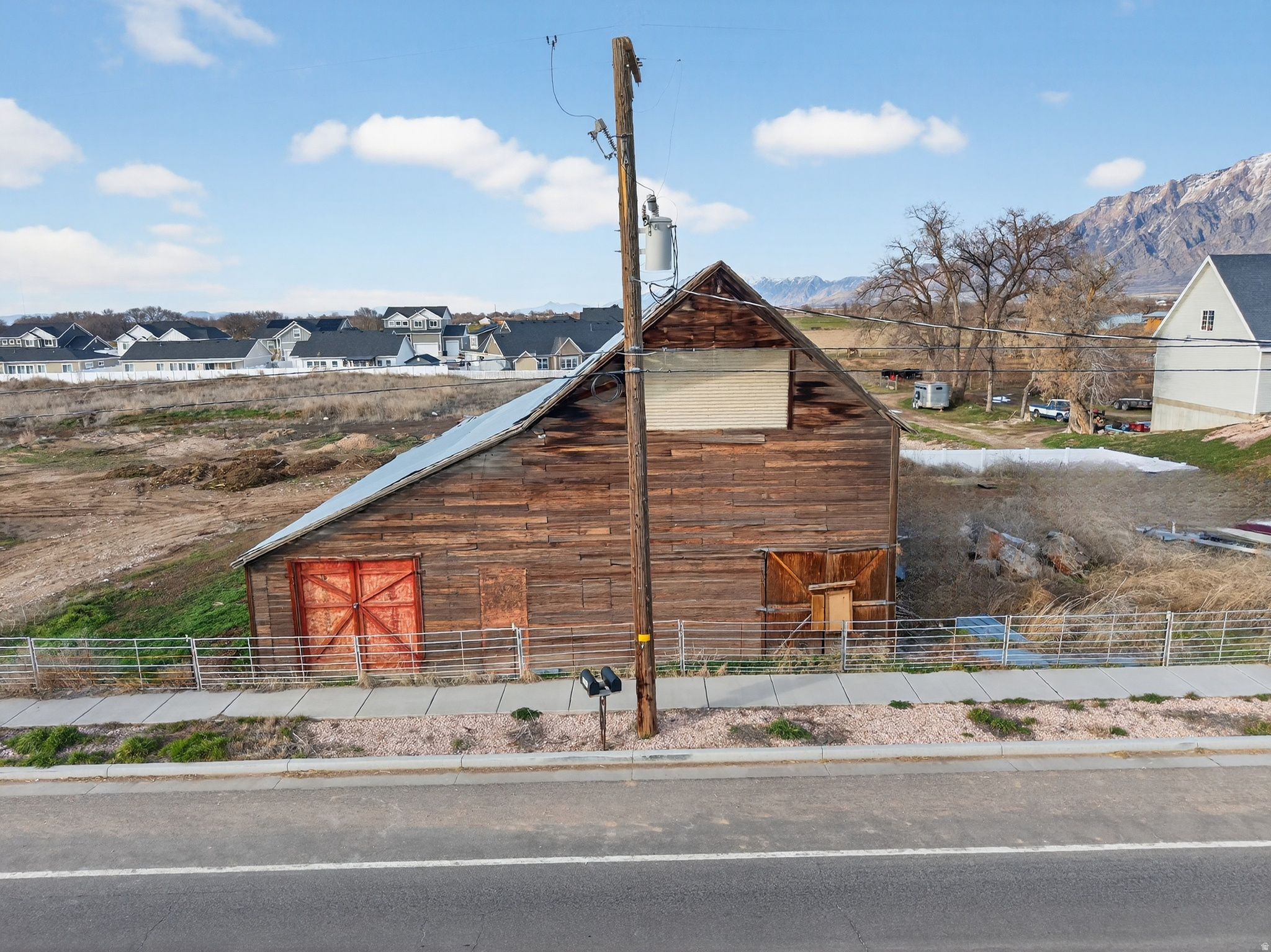 HERITAGE NORTH - Land