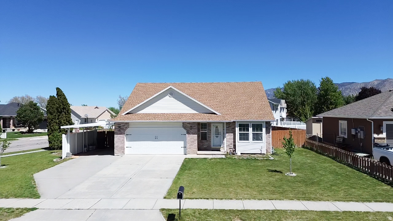 THREE MILE CREEK - Residential