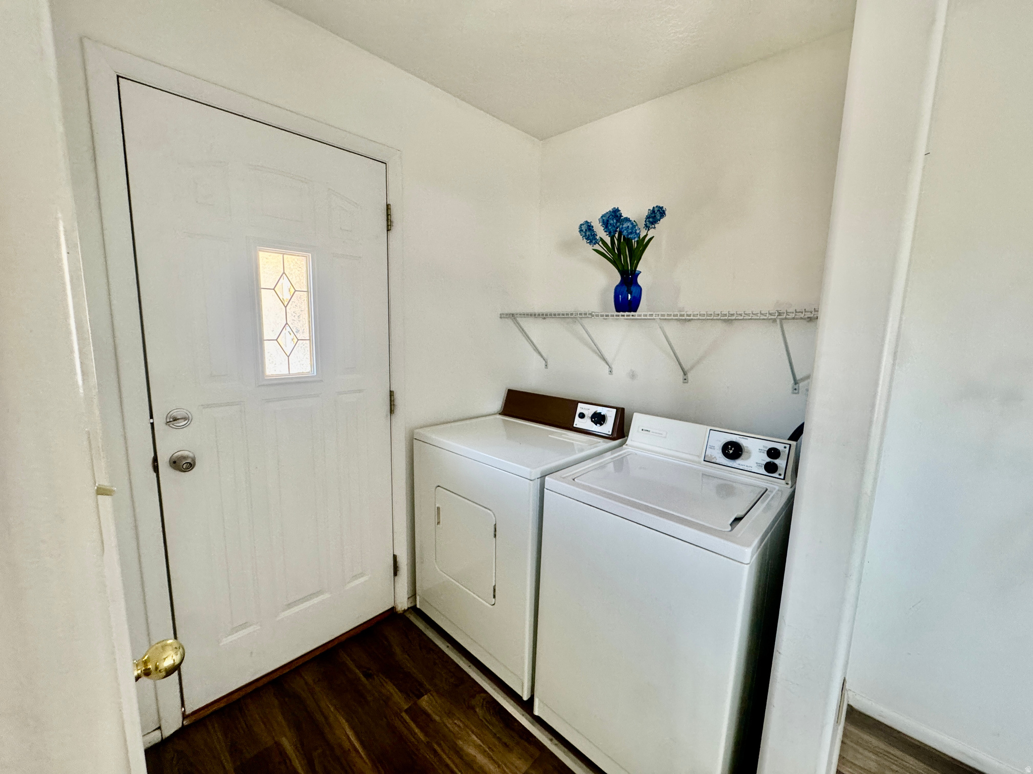 TWIN LAKES RV PARK - Residential