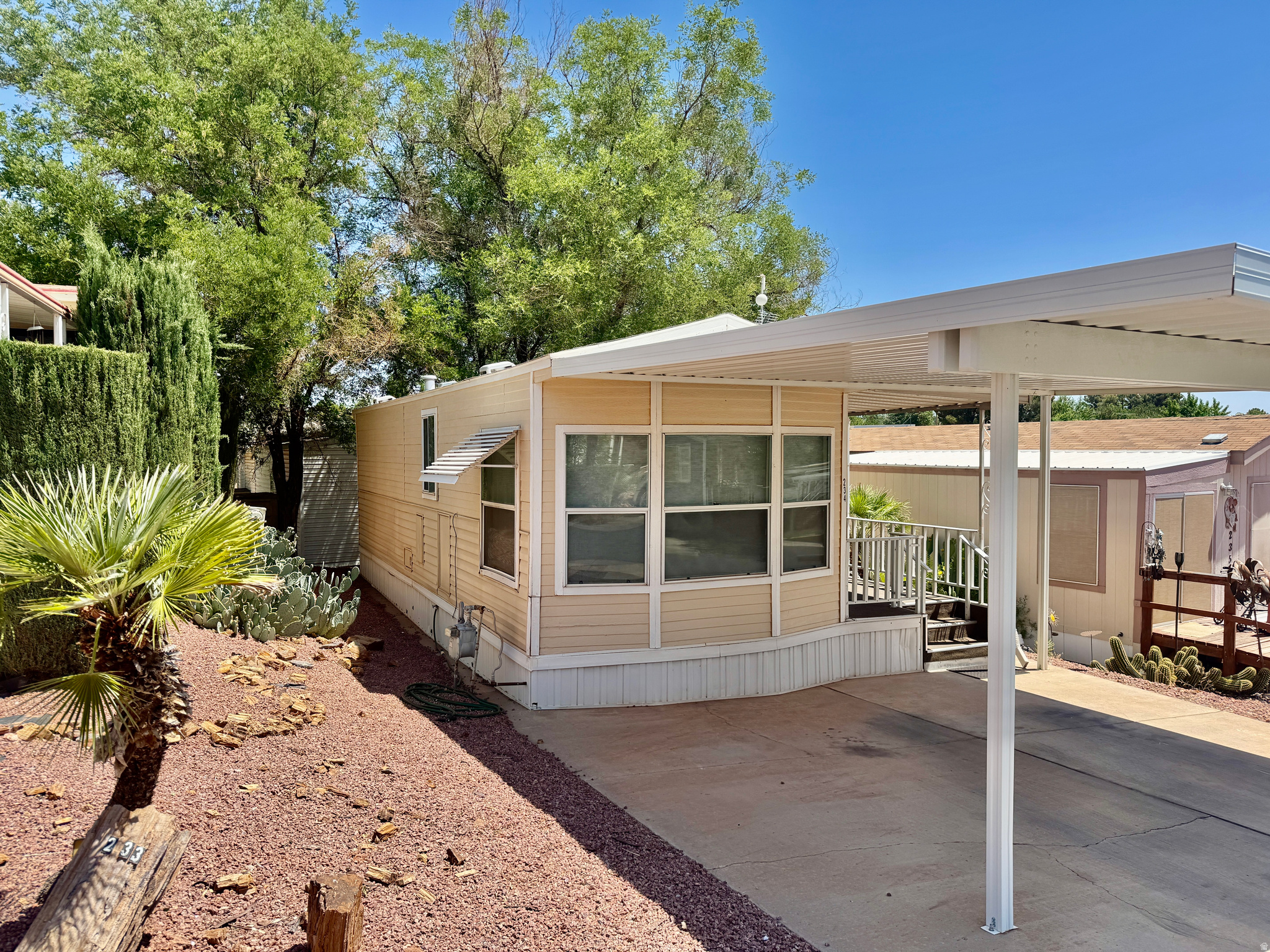 TWIN LAKES RV PARK - Residential