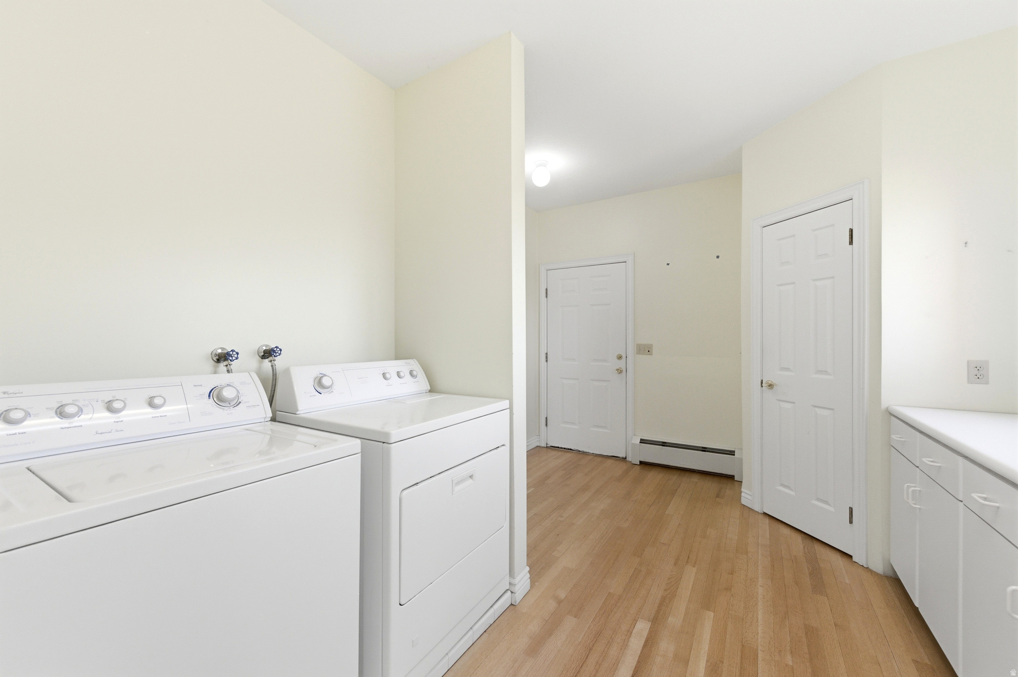 ALTAWOOD - Residential