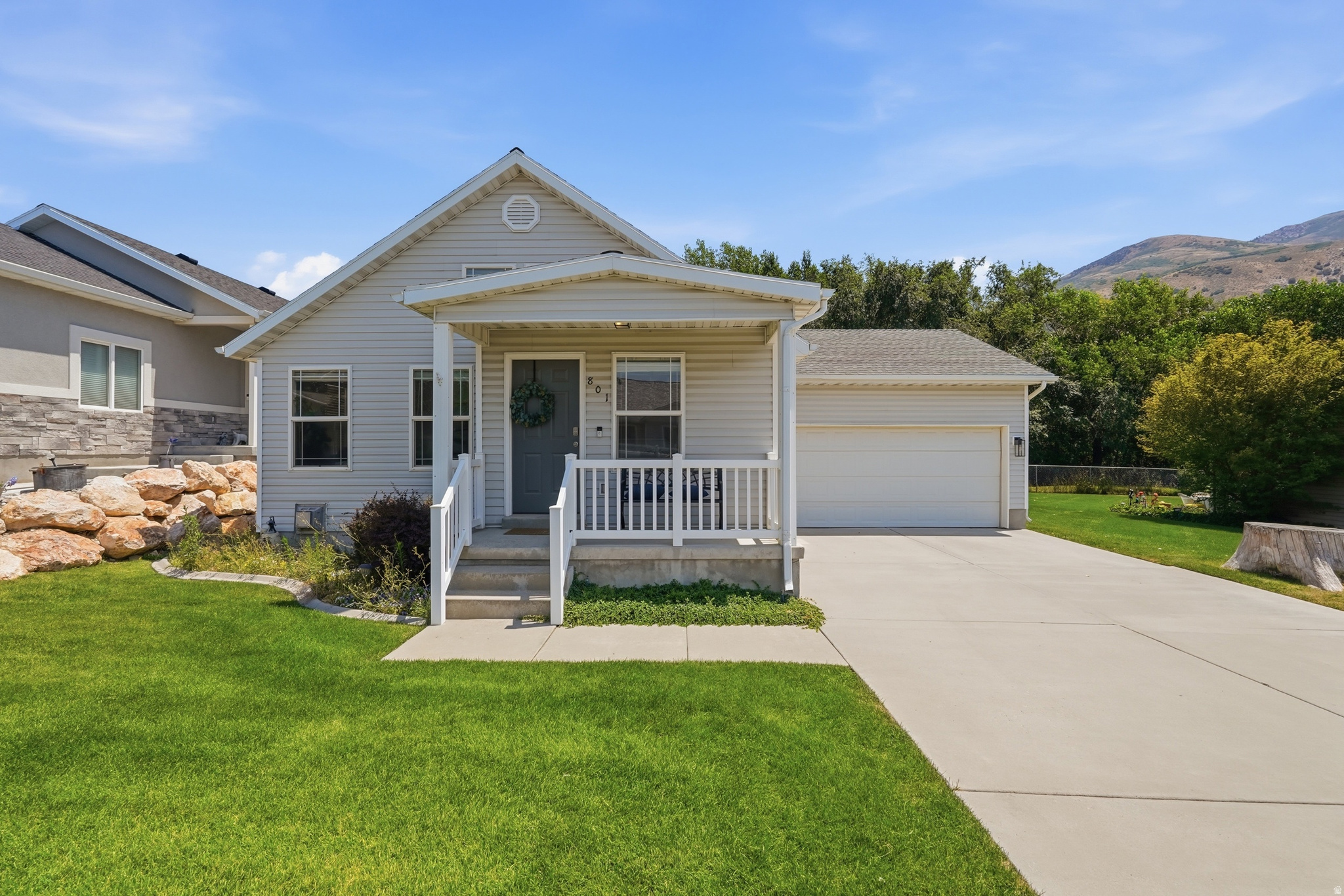LOT 7 EAGLE CREST TO - Residential