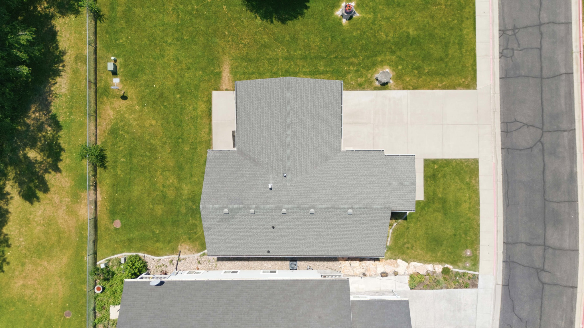 LOT 7 EAGLE CREST TO - Residential