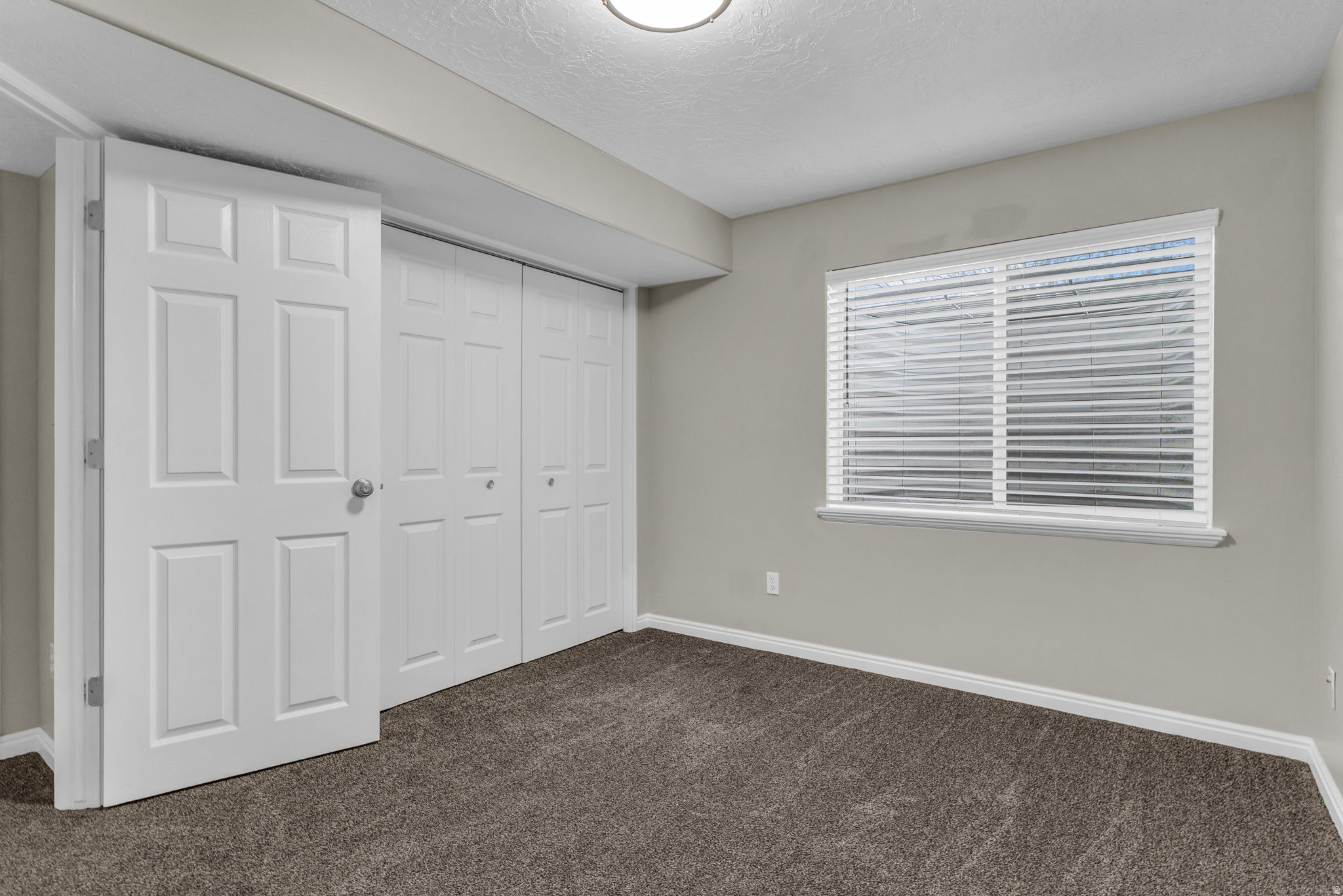 LOT 7 EAGLE CREST TO - Residential