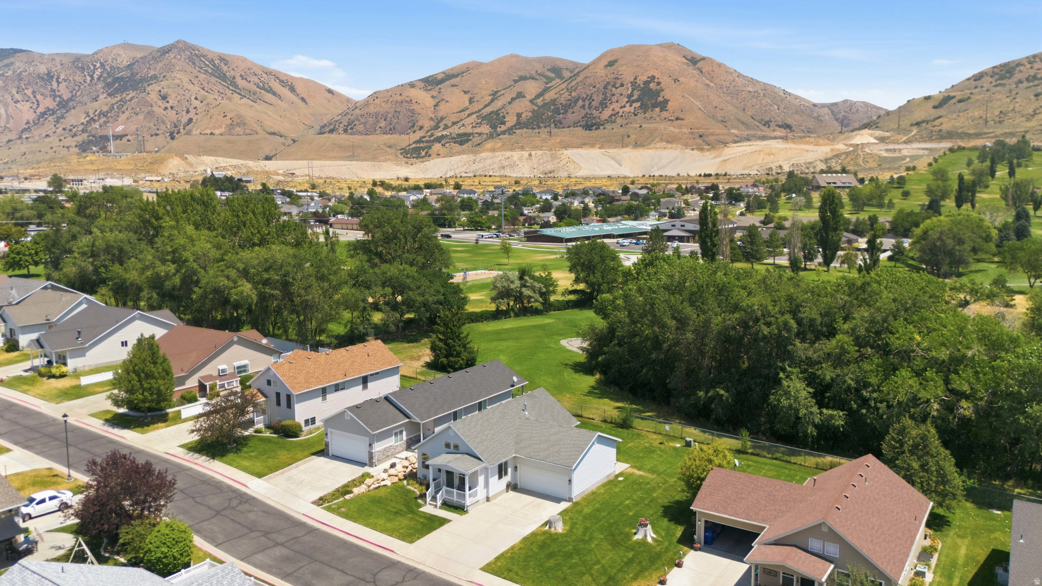 LOT 7 EAGLE CREST TO - Residential