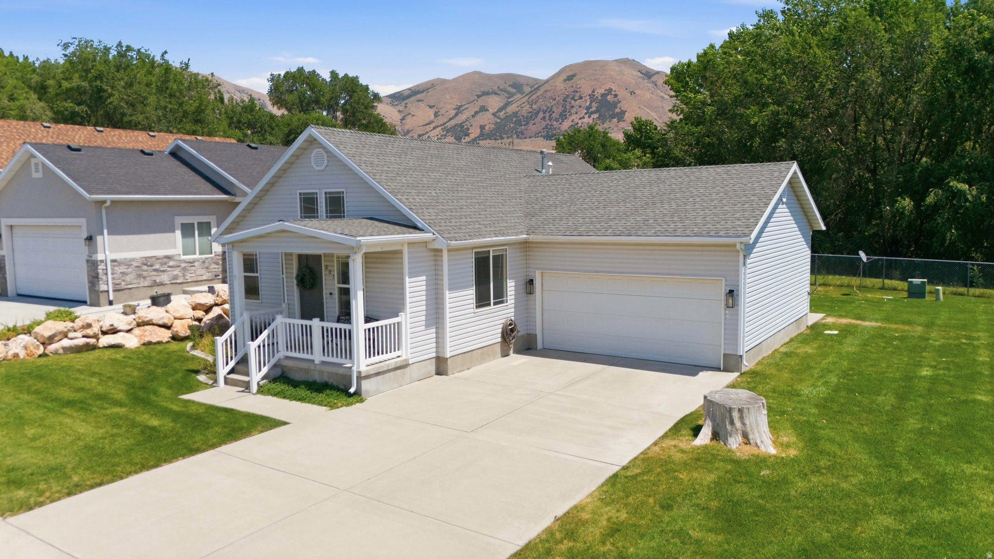 LOT 7 EAGLE CREST TO - Residential