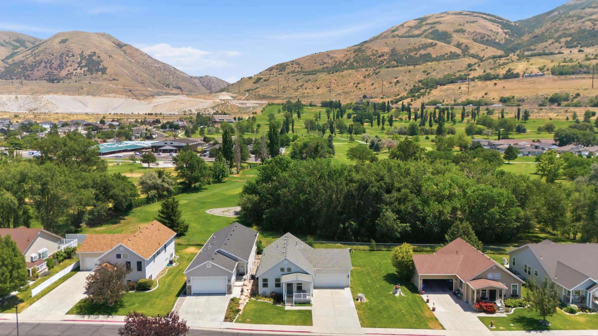 LOT 7 EAGLE CREST TO - Residential