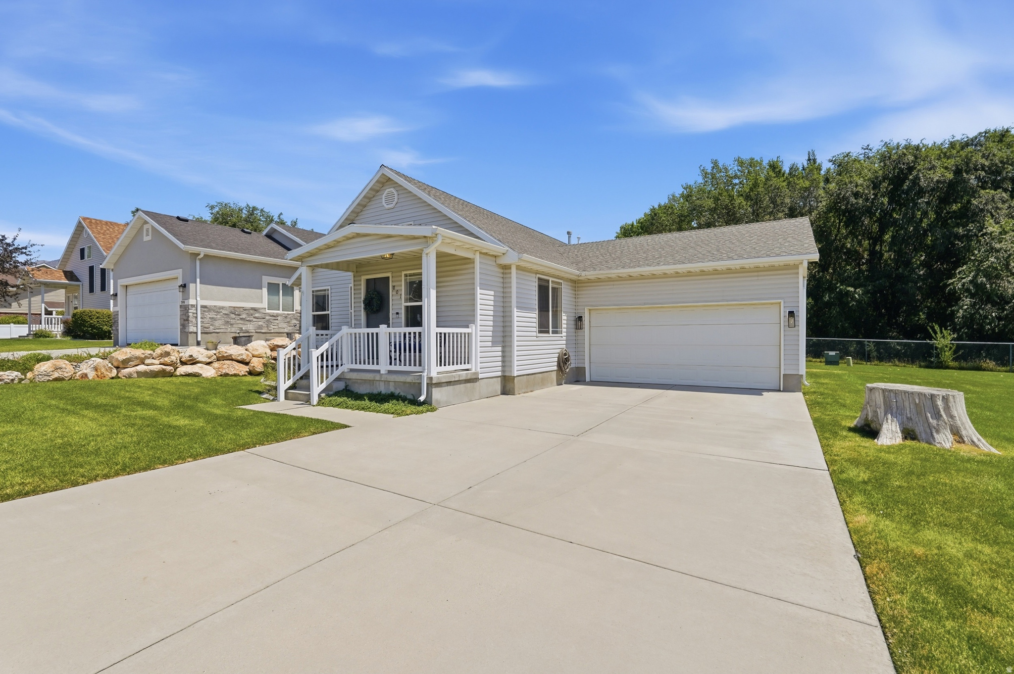 LOT 7 EAGLE CREST TO - Residential