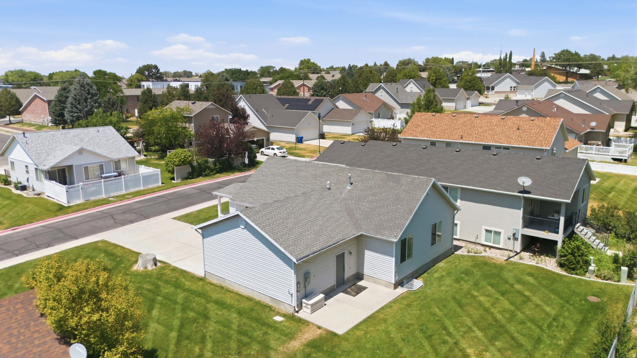 LOT 7 EAGLE CREST TO - Residential