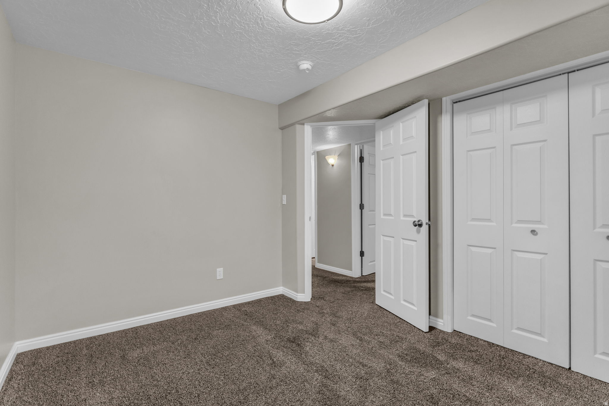 LOT 7 EAGLE CREST TO - Residential