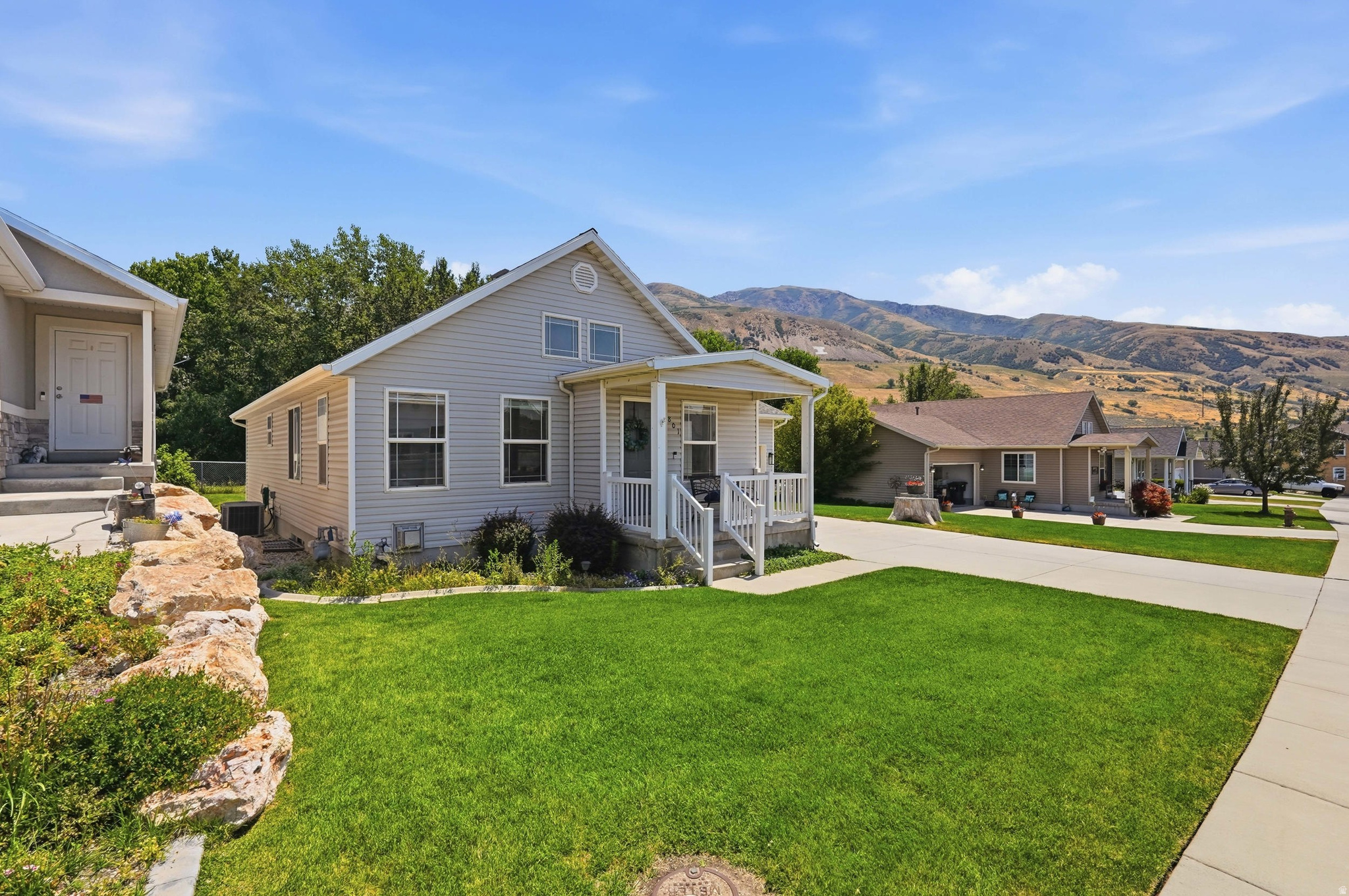 LOT 7 EAGLE CREST TO - Residential