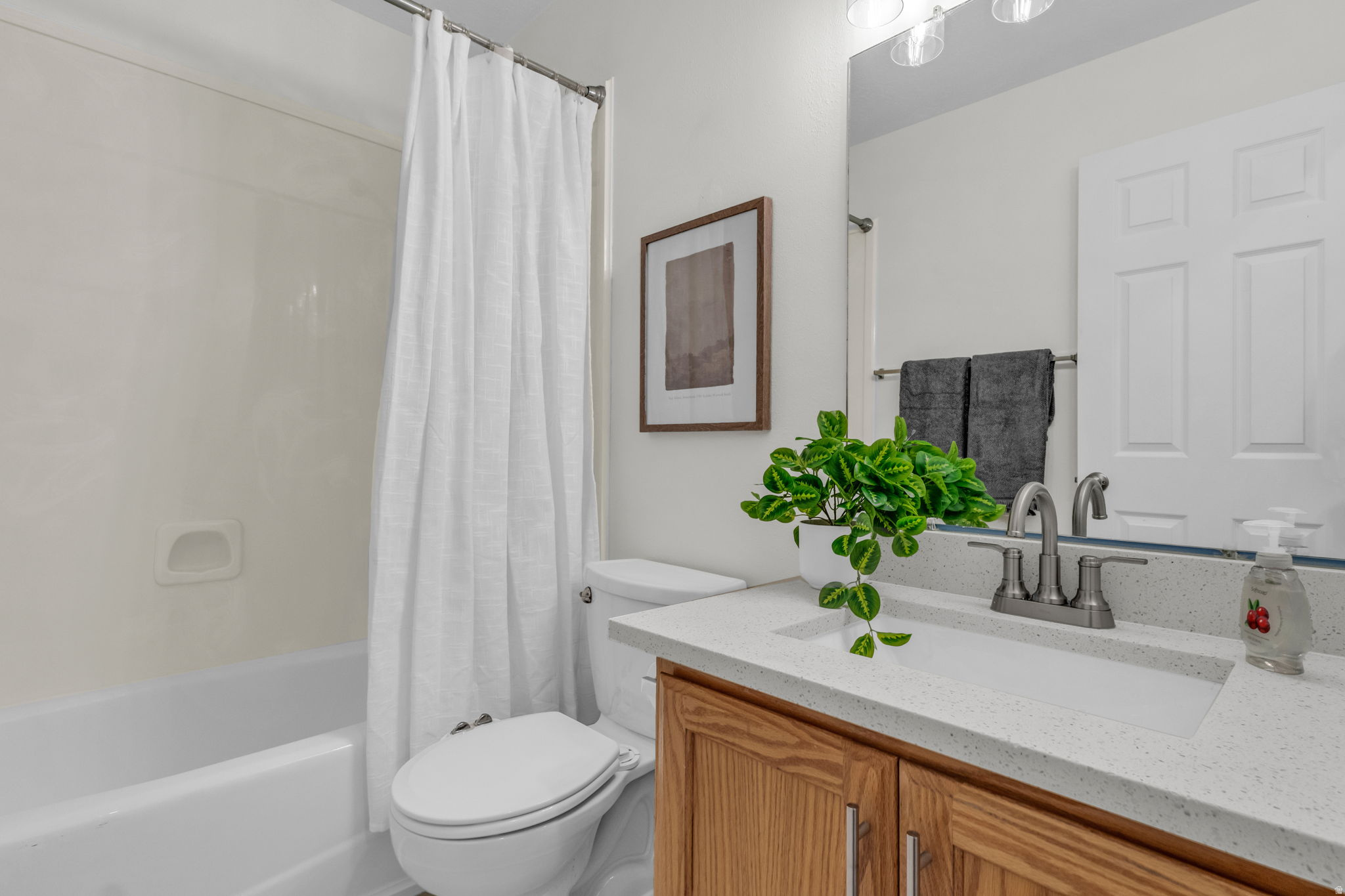 LOT 7 EAGLE CREST TO - Residential