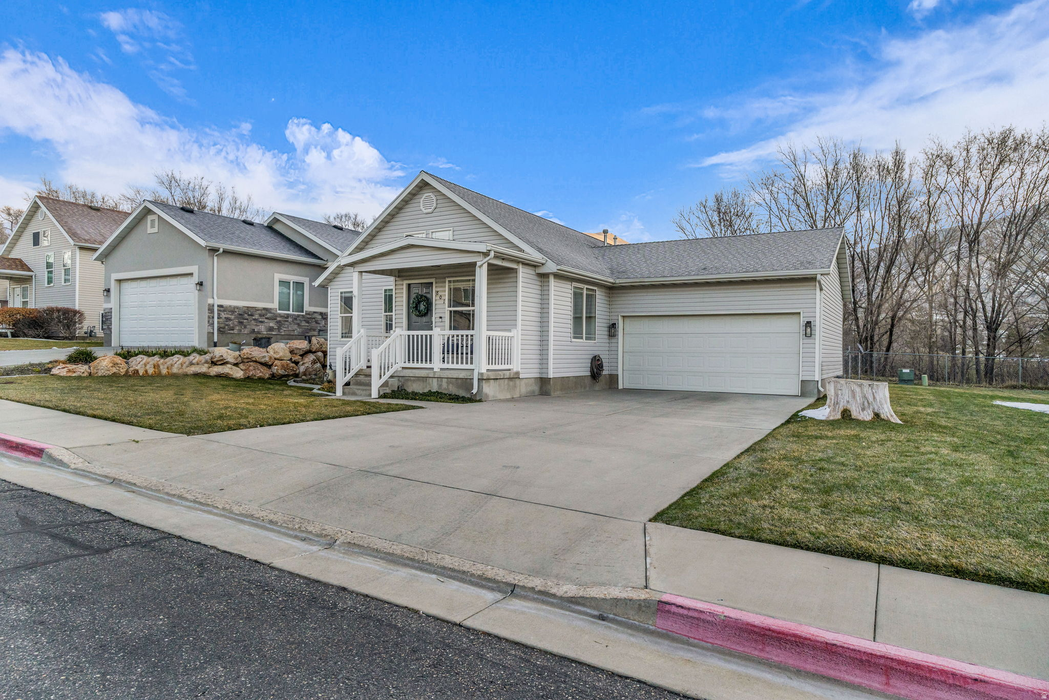 LOT 7 EAGLE CREST TO - Residential