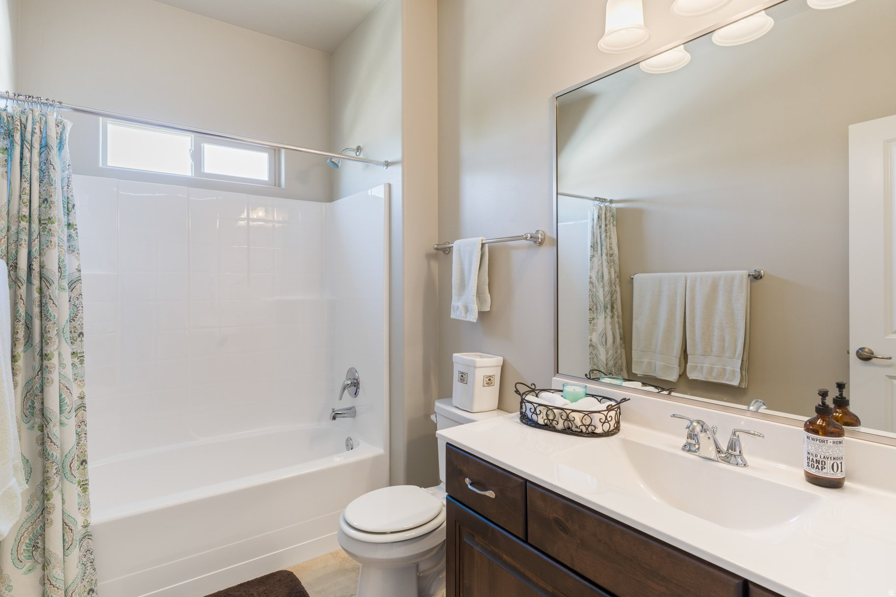 REDWOOD ESTATES PH 1 - Residential