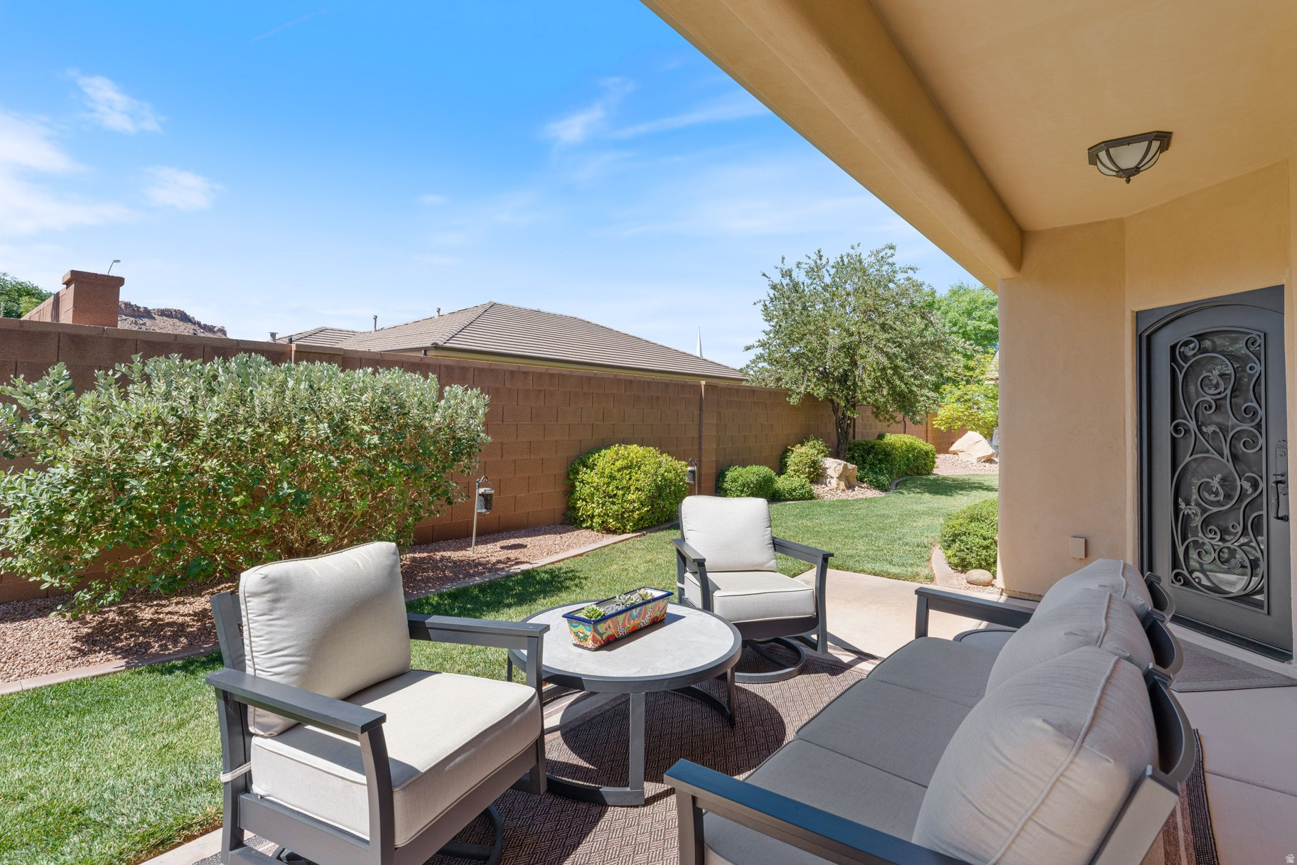 REDWOOD ESTATES PH 1 - Residential