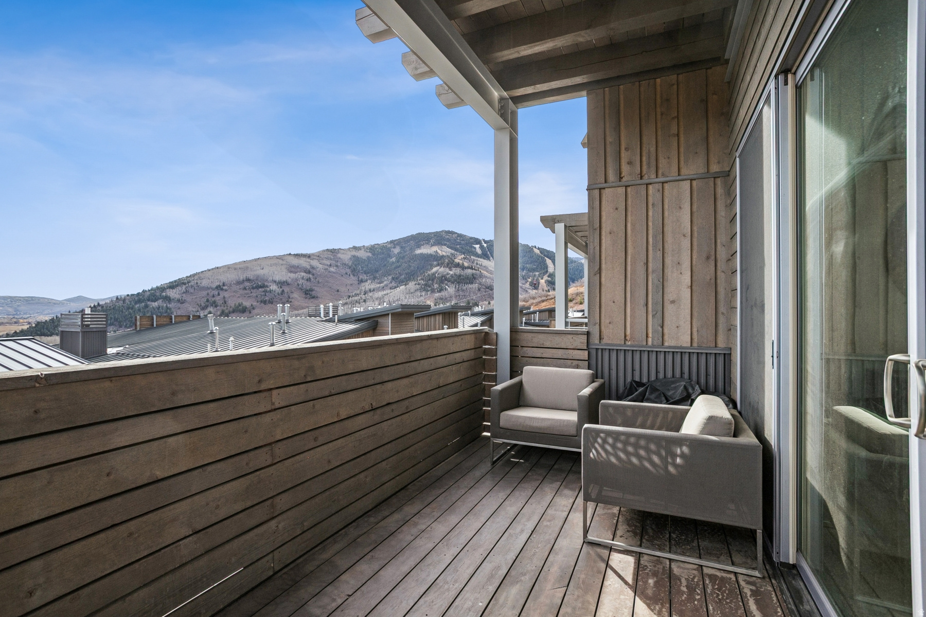 APEX RESIDENCES PARK CITY - Residential
