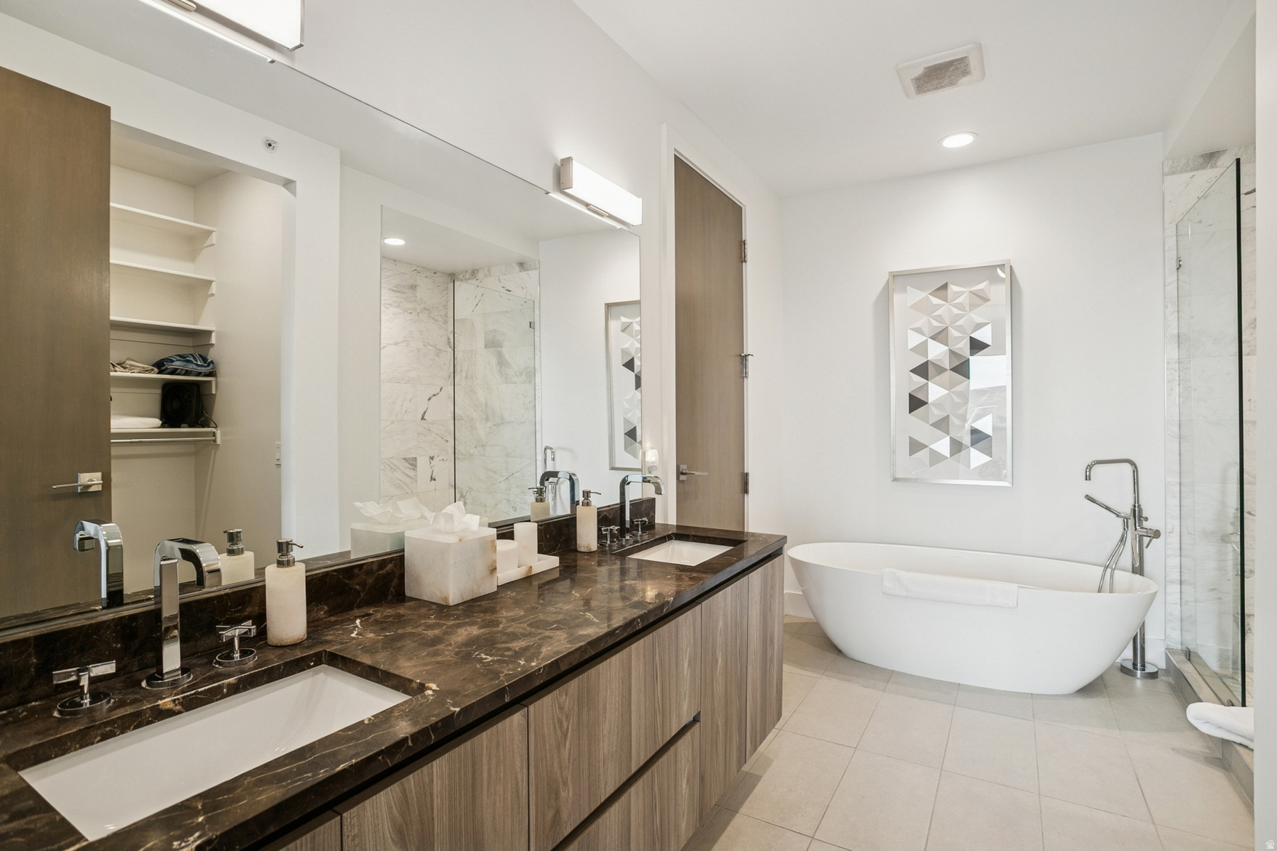 APEX RESIDENCES PARK CITY - Residential