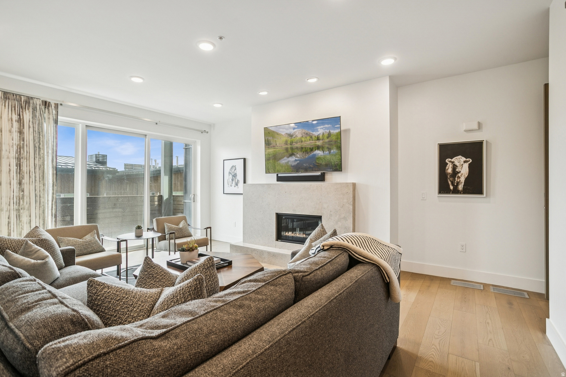 APEX RESIDENCES PARK CITY - Residential