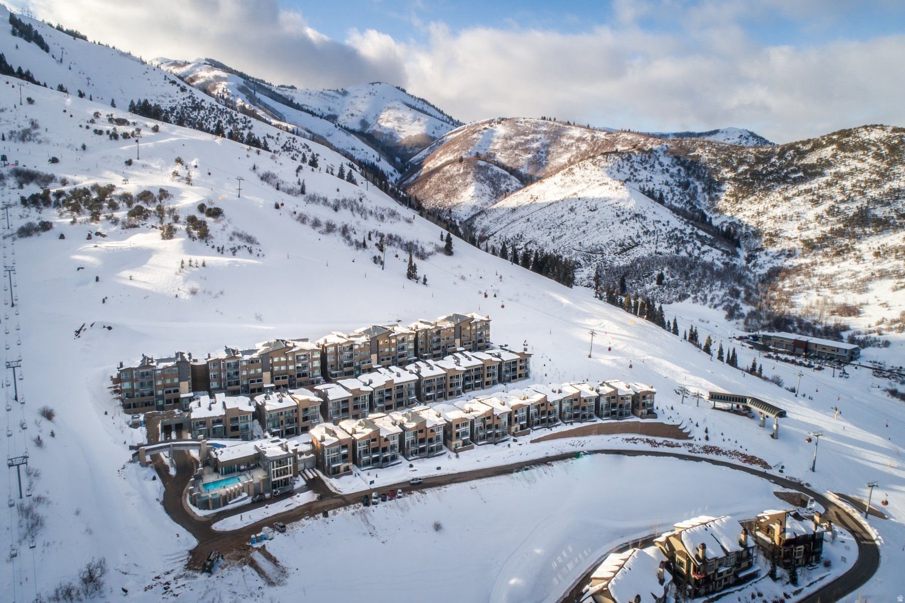 APEX RESIDENCES PARK CITY - Residential