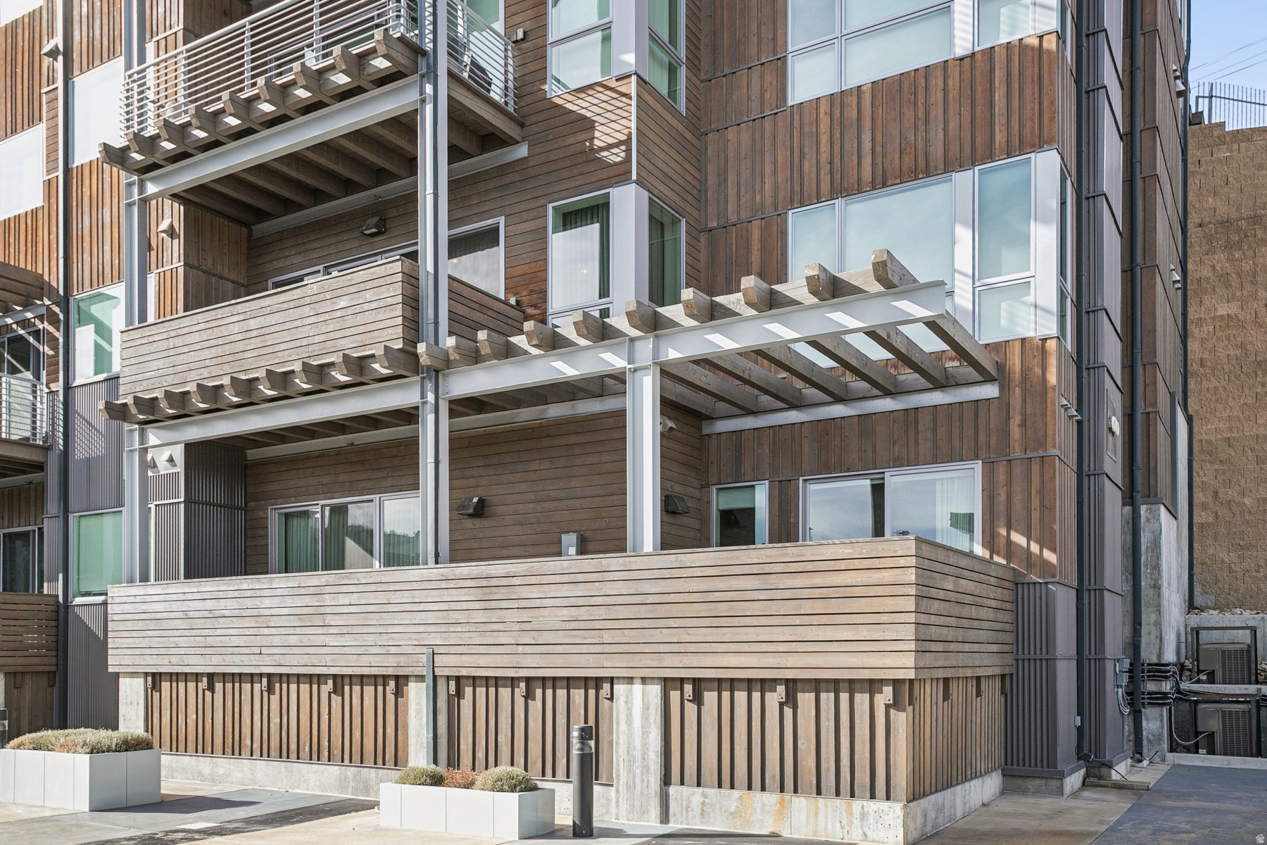 APEX RESIDENCES PARK CITY - Residential