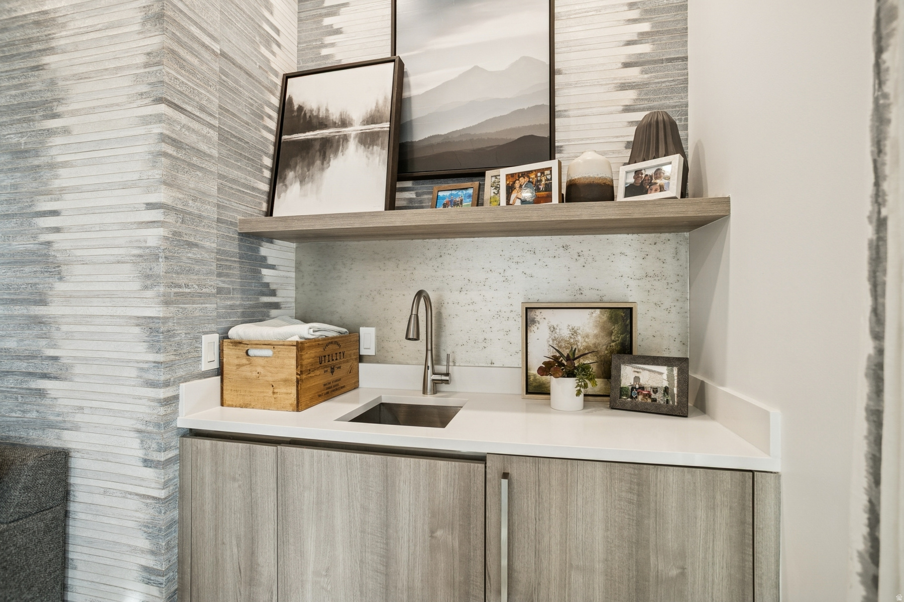 APEX RESIDENCES PARK CITY - Residential