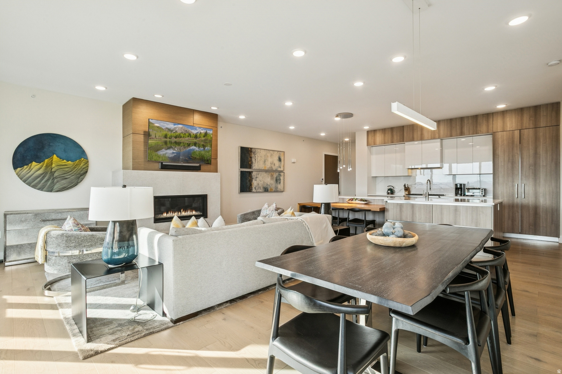 APEX RESIDENCES PARK CITY - Residential