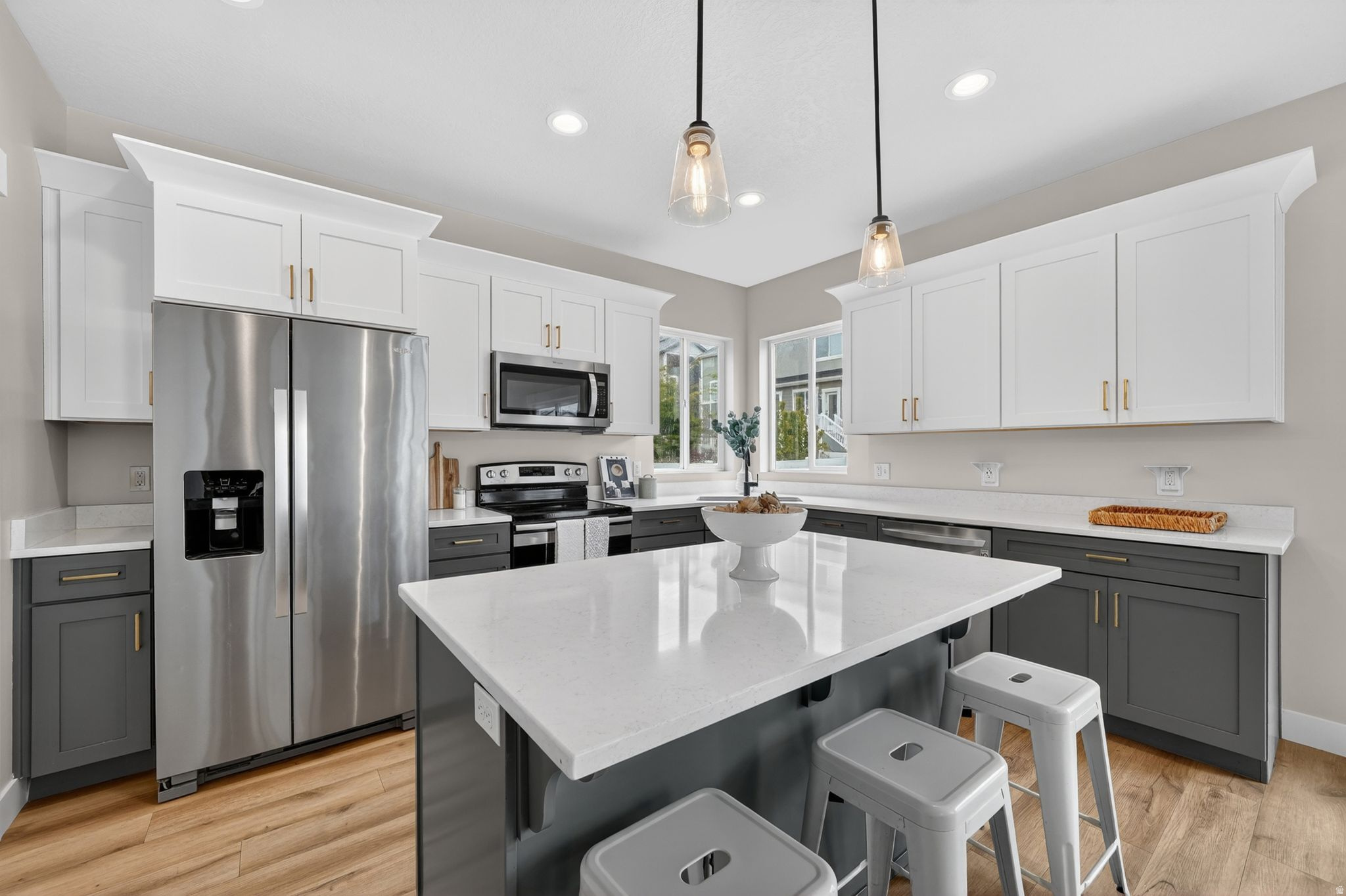 RIDGE - Residential