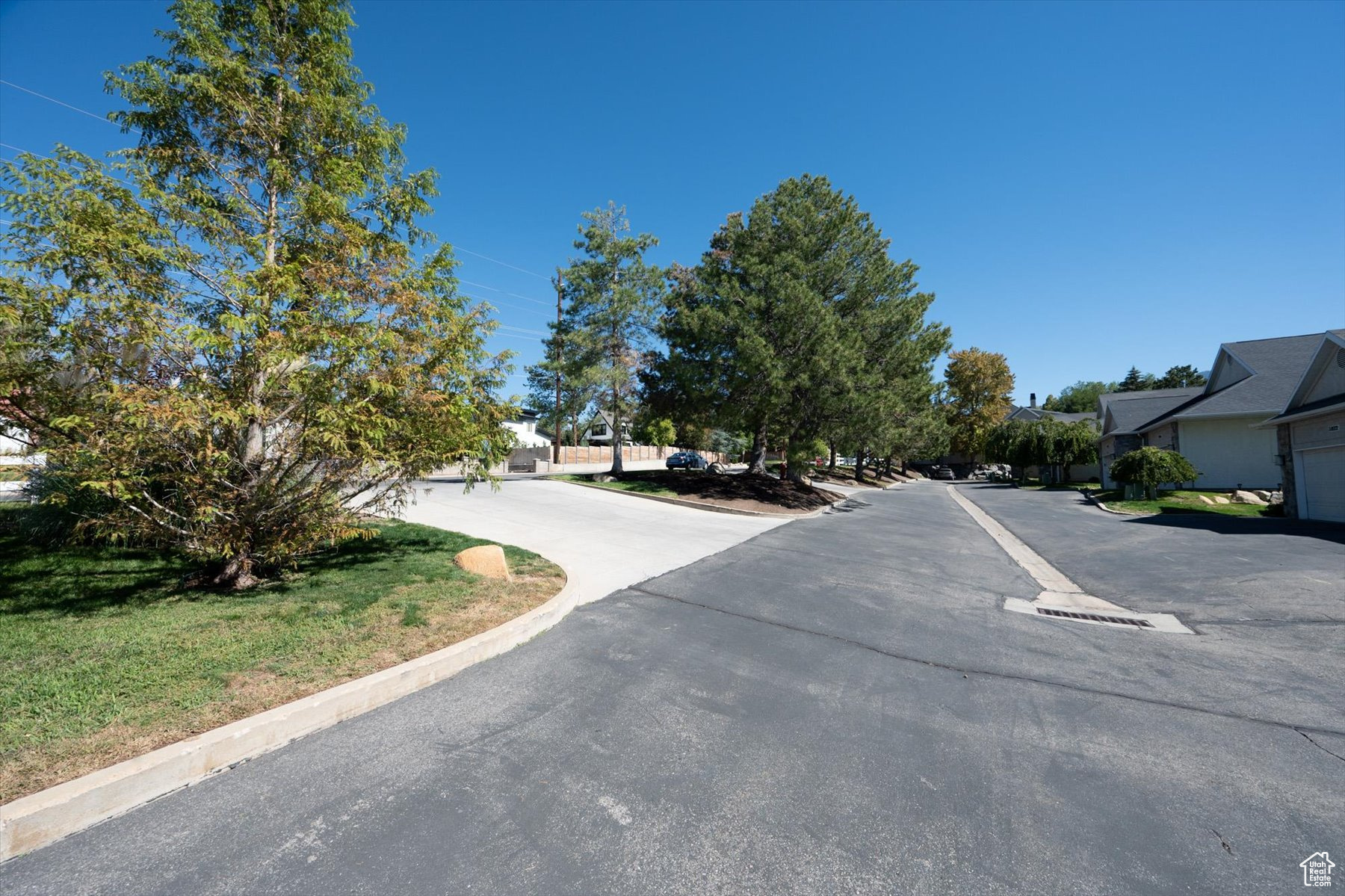 MILLCREEK COURT - Residential
