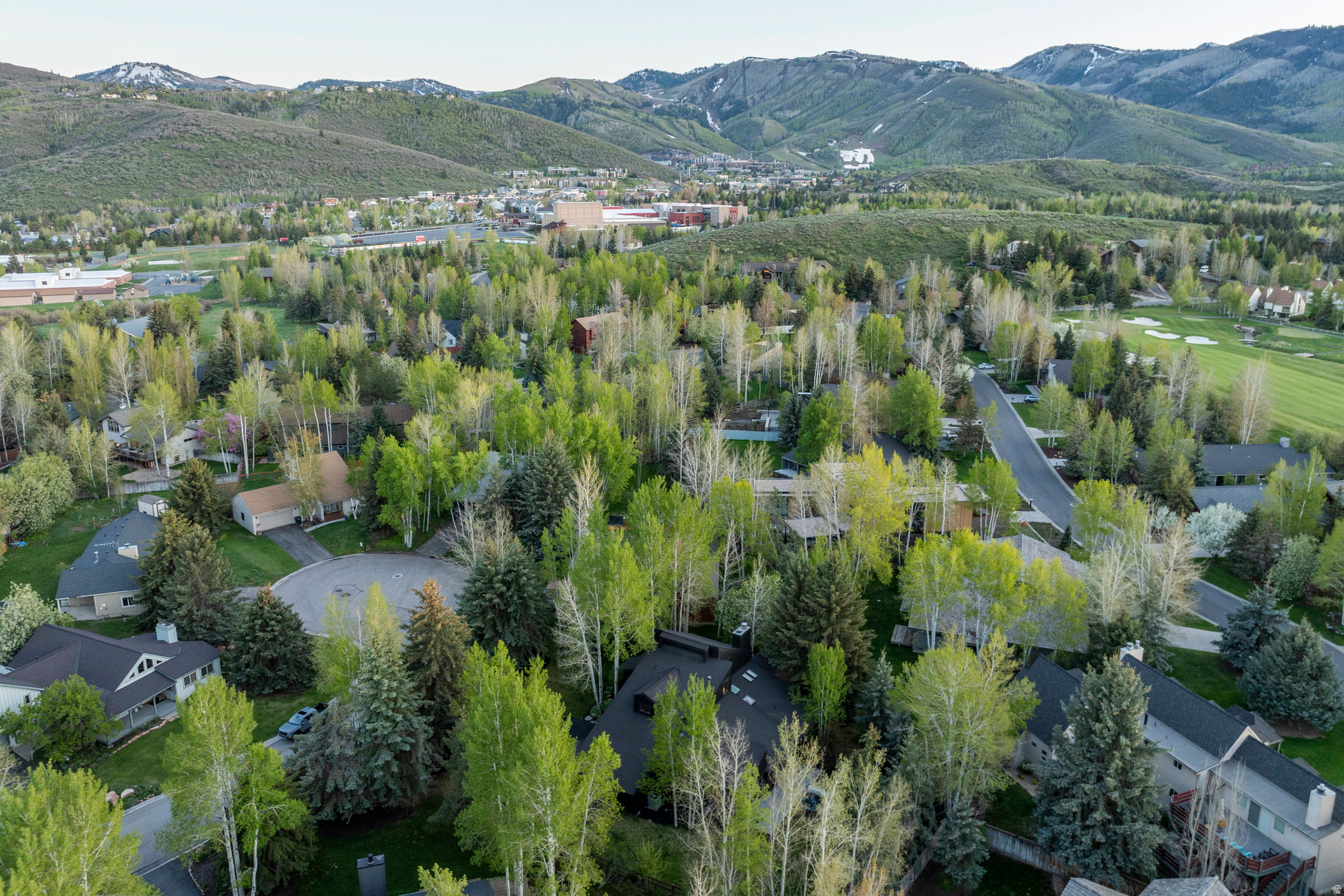PARK MEADOWS - Residential