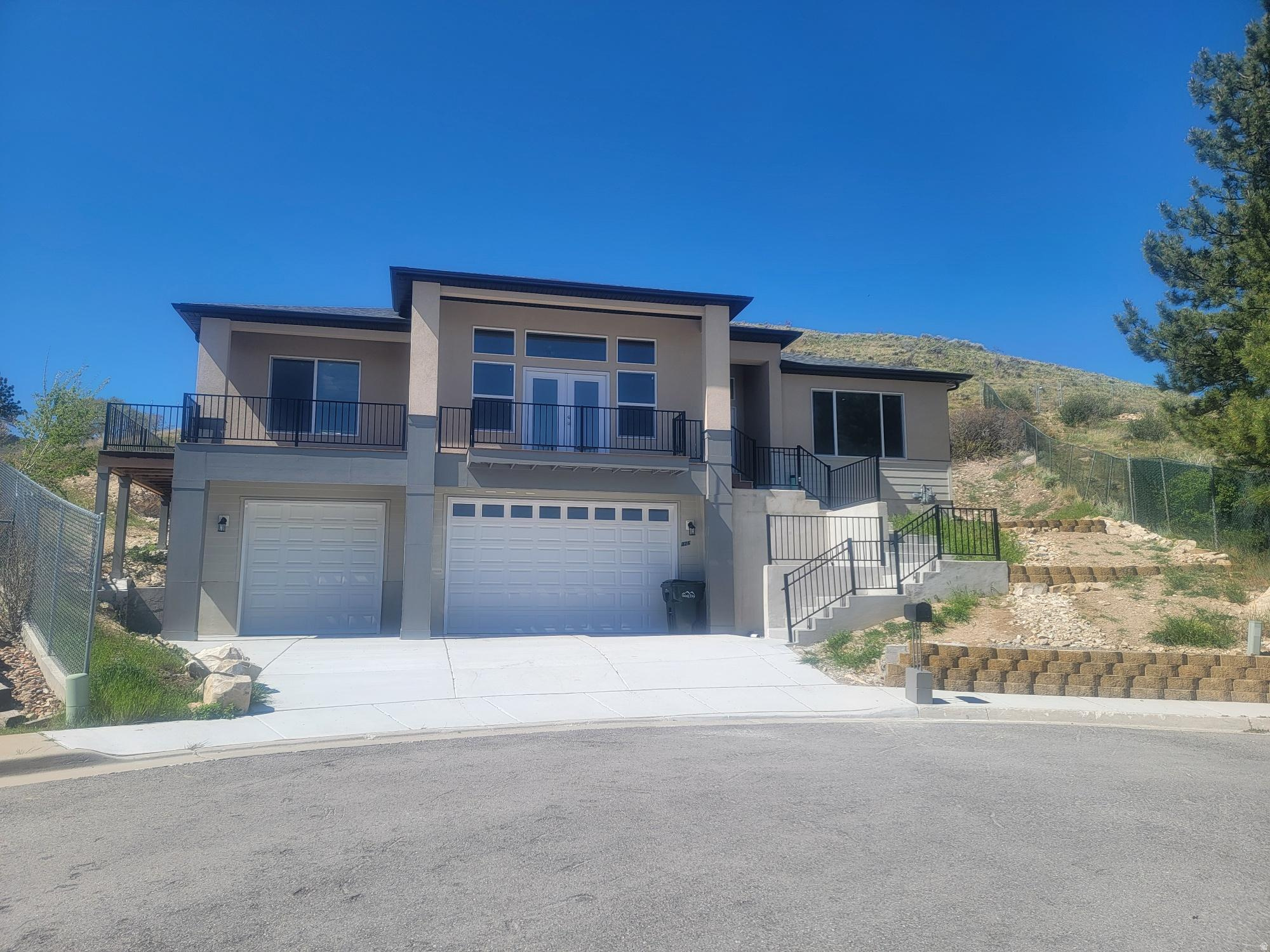 VALLEY VISTA - Residential