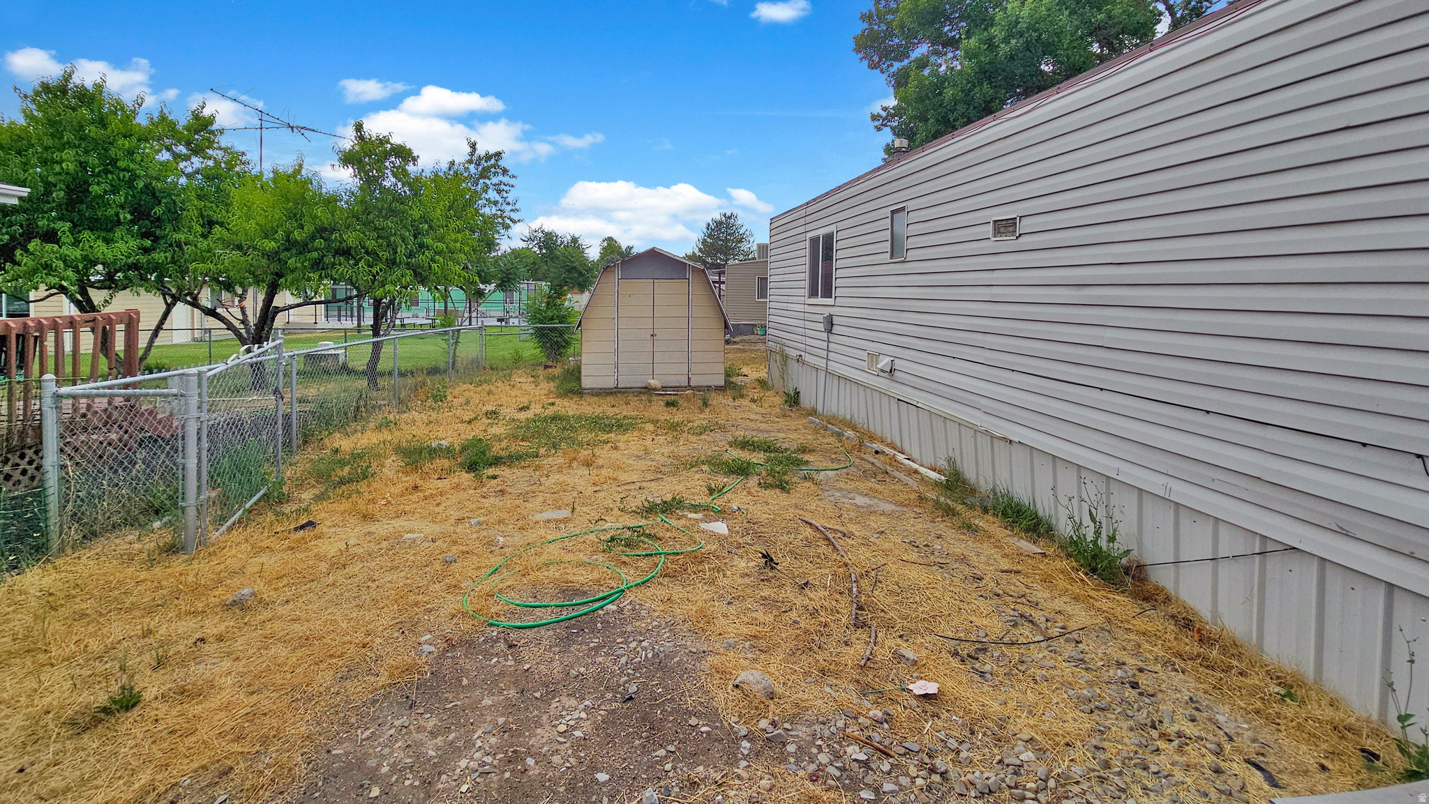 SOUTH WILLOW - Residential