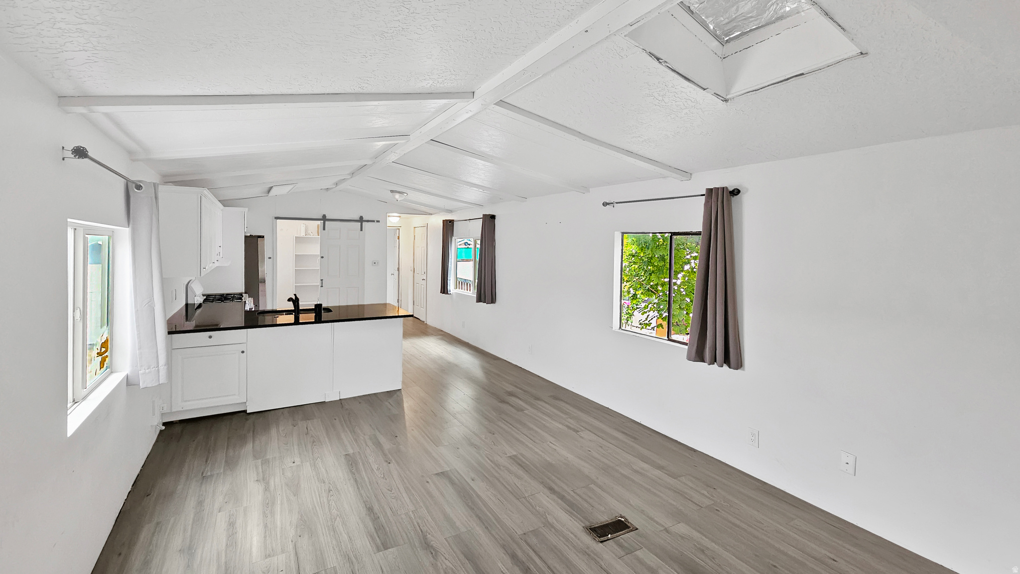 SOUTH WILLOW - Residential